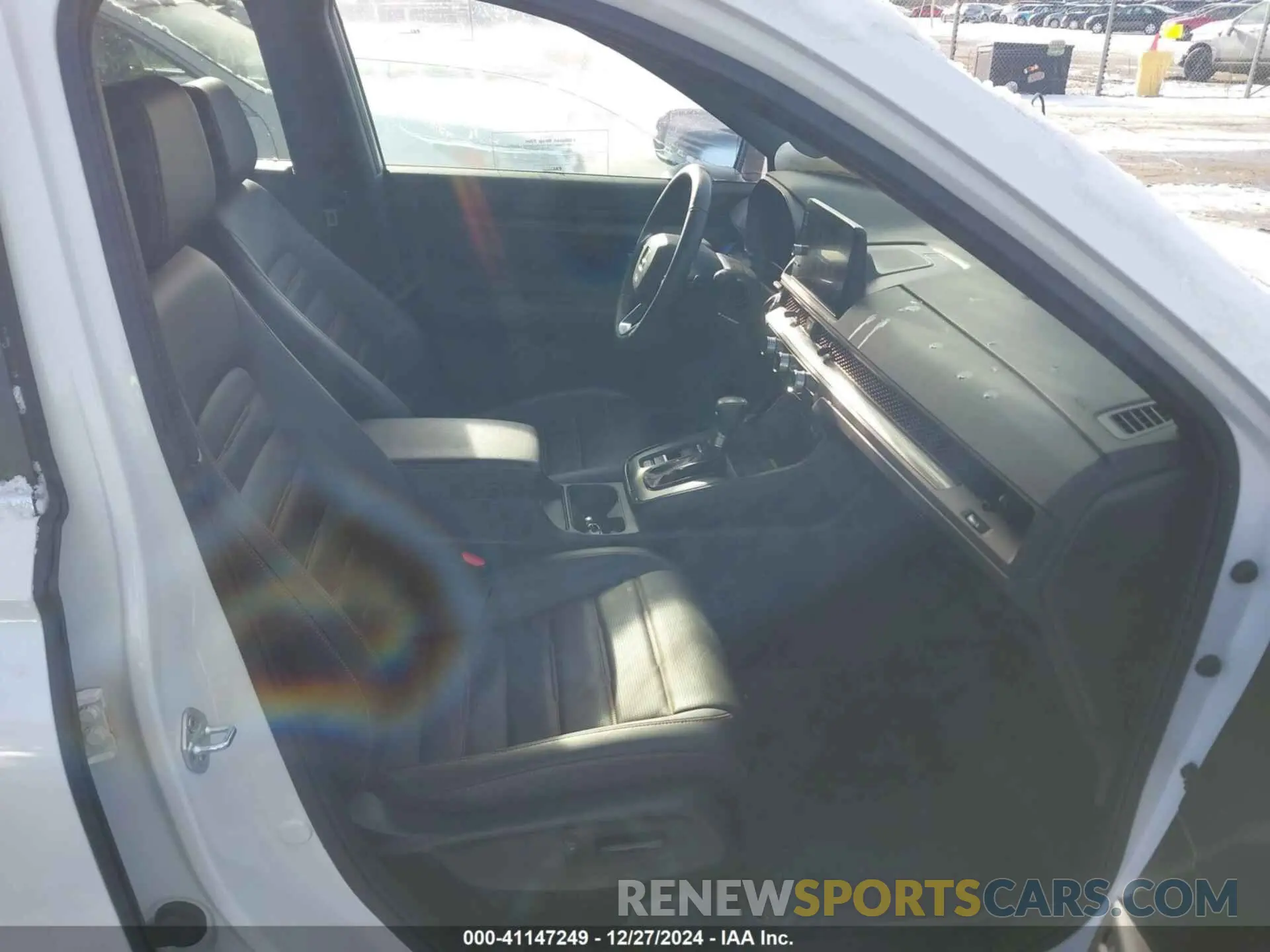 5 fotografías del automóvil dañado 2HKRS6H88RH801628 HONDA CR-V 2024