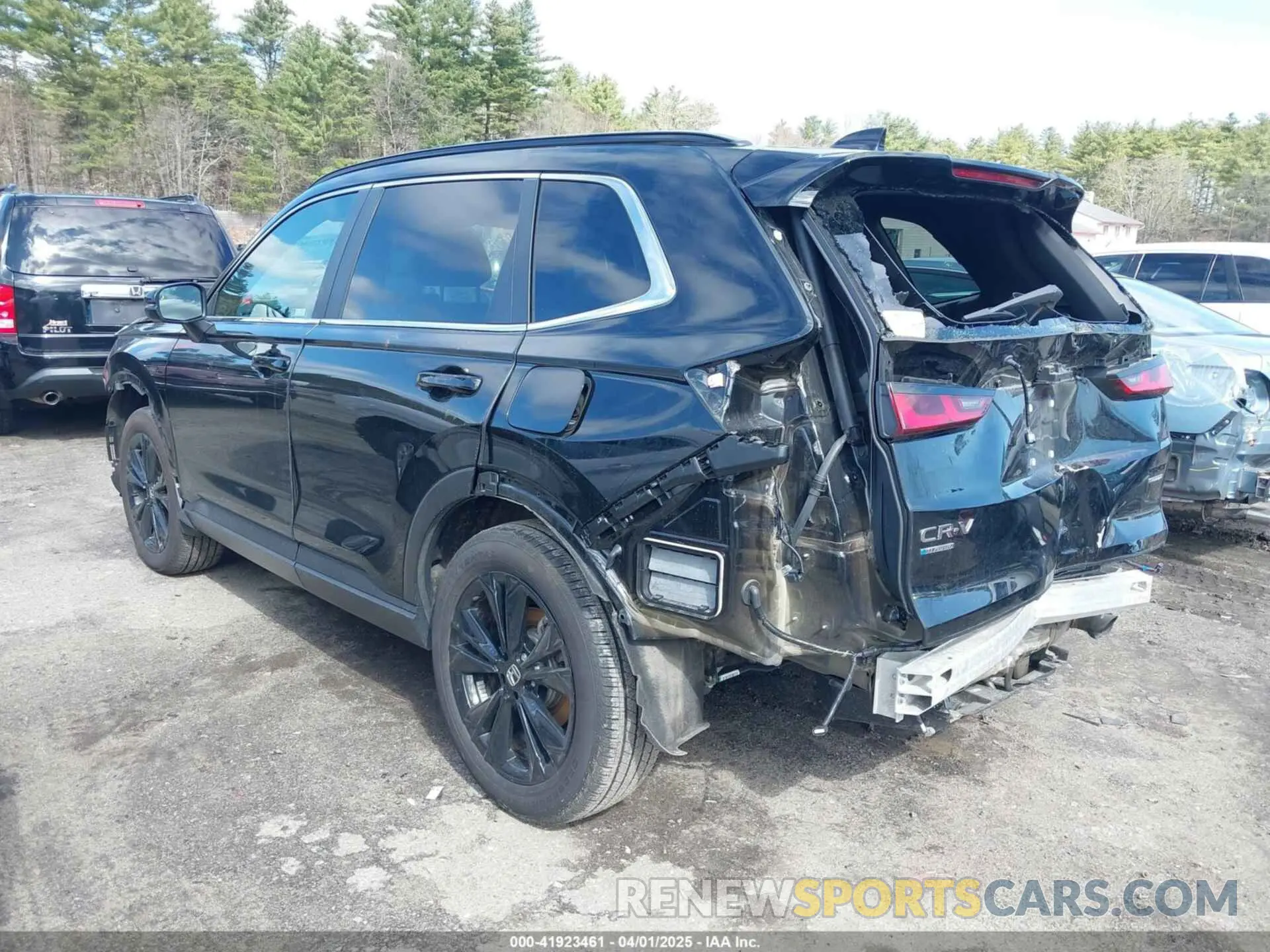3 fotografías del automóvil dañado 2HKRS6H96RH812829 HONDA CR-V 2024