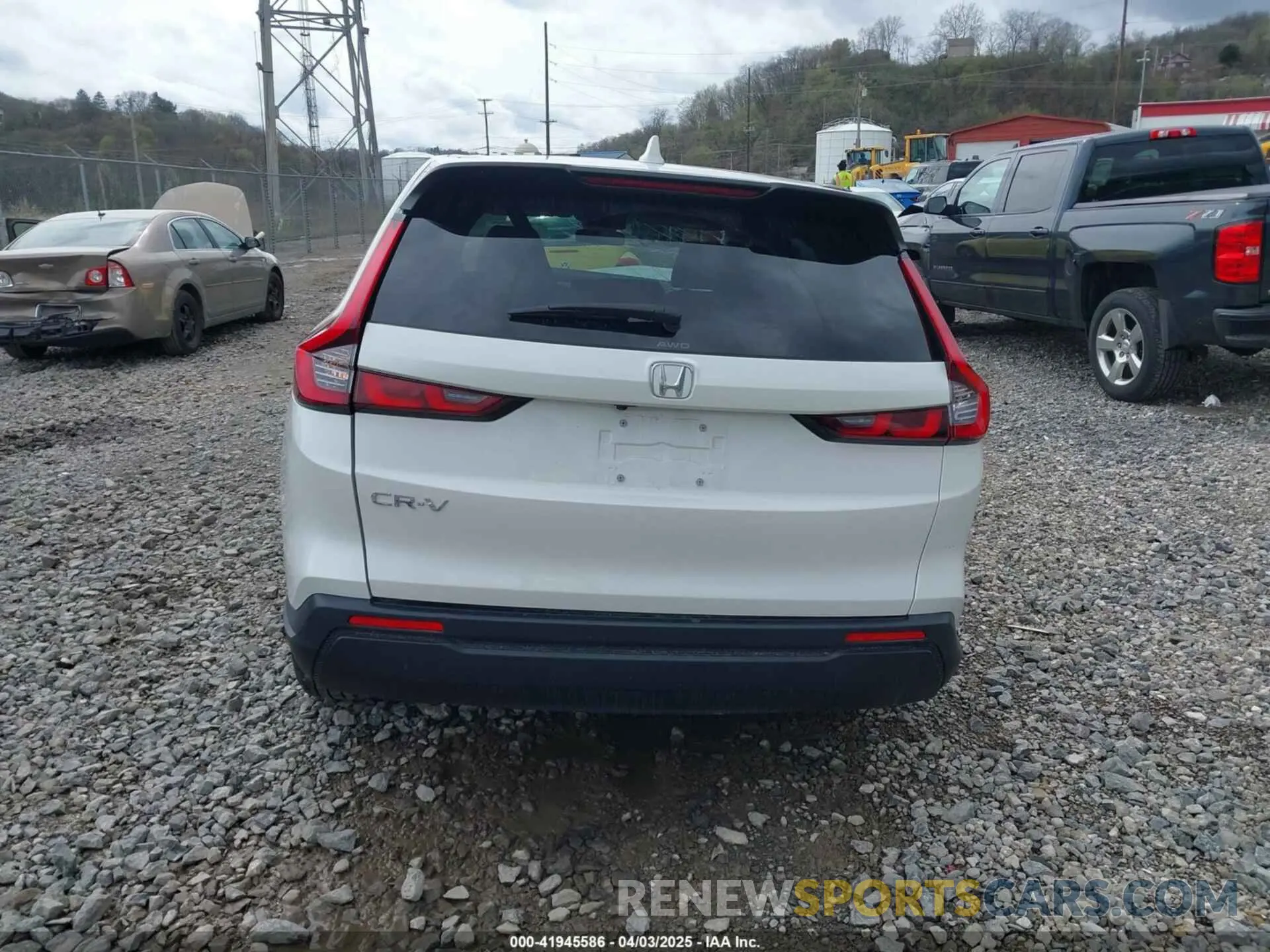 17 fotografías del automóvil dañado 5J6RS4H48RL015030 HONDA CR-V 2024