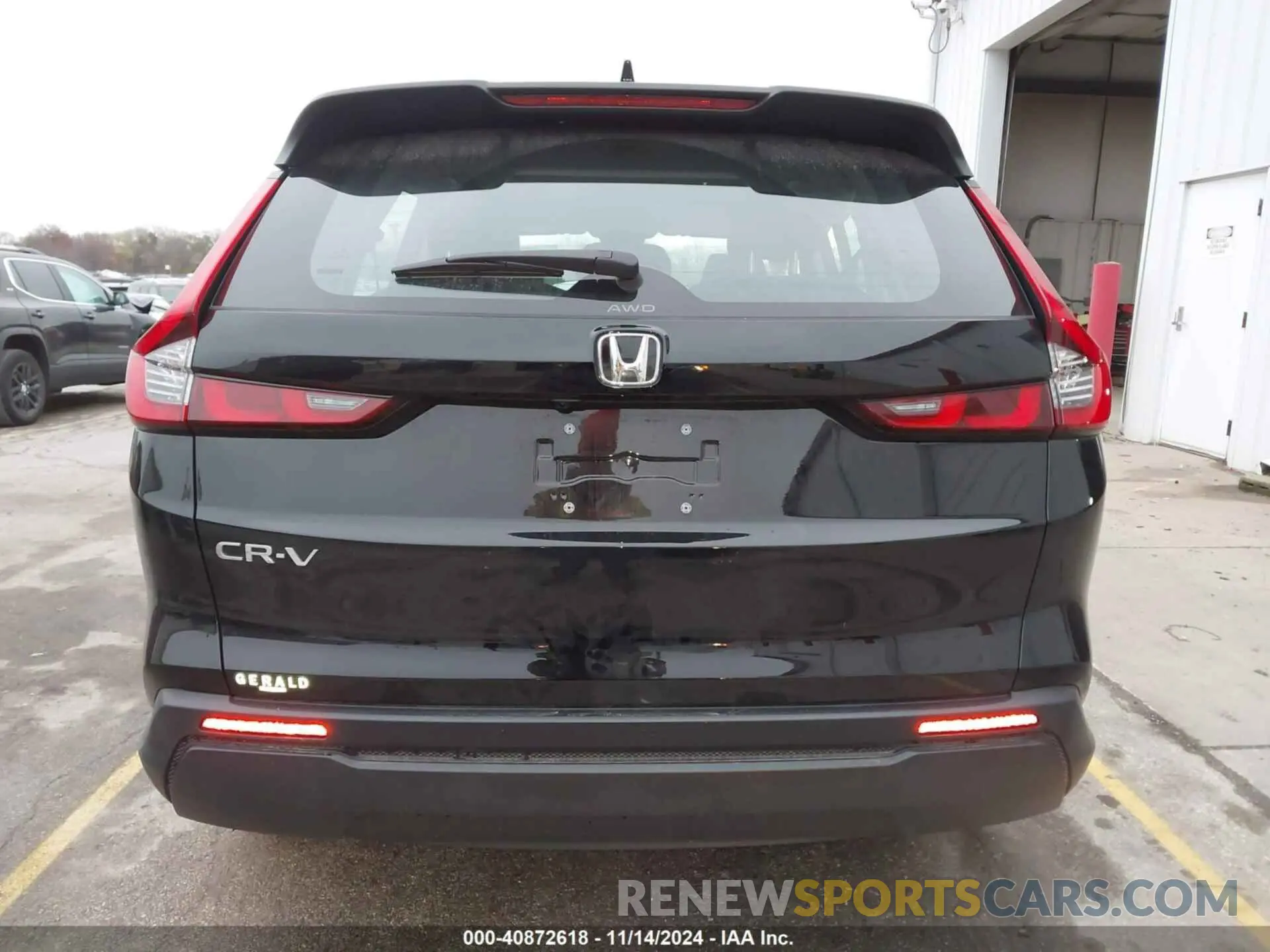 16 fotografías del automóvil dañado 7FARS4H2XRE009645 HONDA CR-V 2024