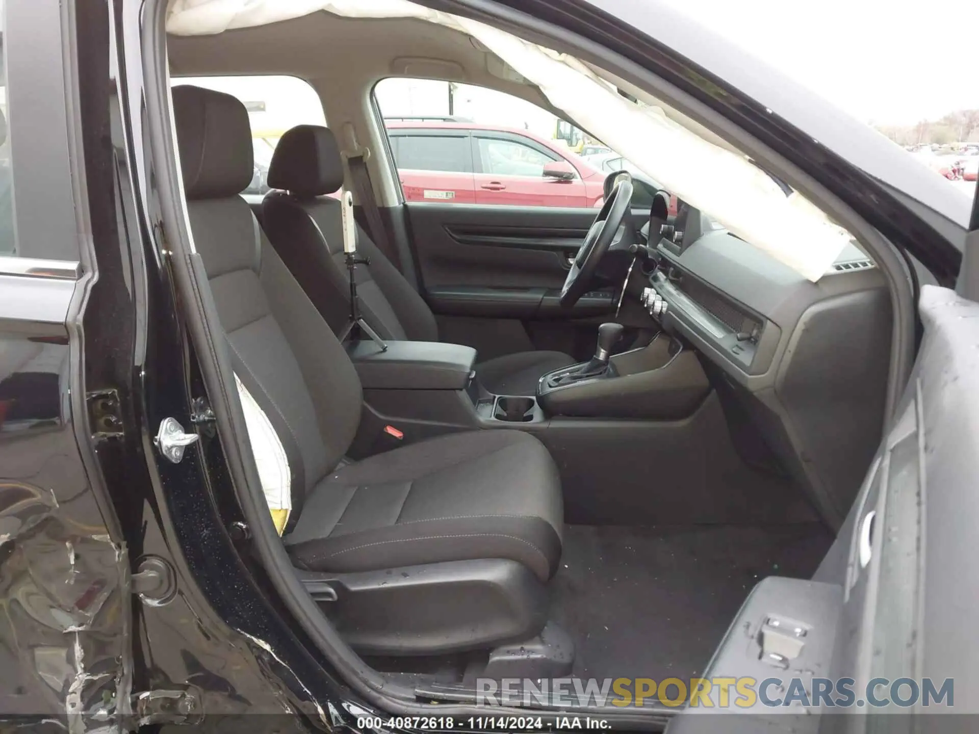 5 fotografías del automóvil dañado 7FARS4H2XRE009645 HONDA CR-V 2024