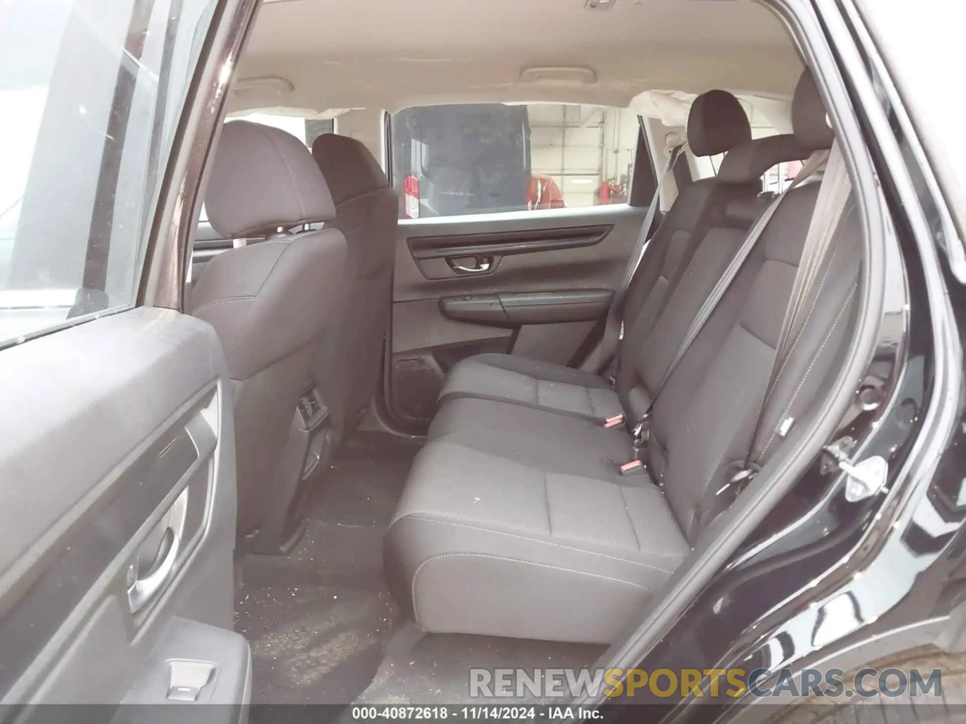 8 fotografías del automóvil dañado 7FARS4H2XRE009645 HONDA CR-V 2024