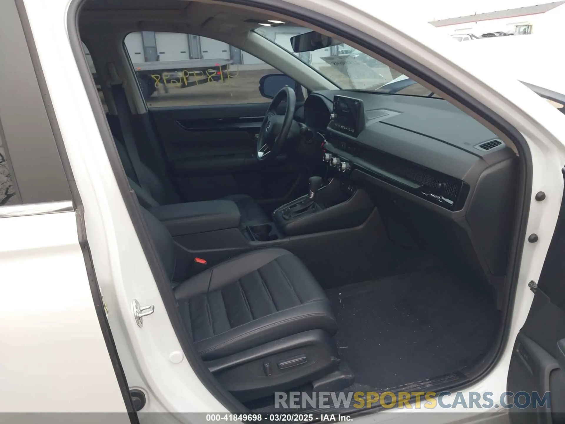 5 fotografías del automóvil dañado 7FARS4H73RE003150 HONDA CR-V 2024