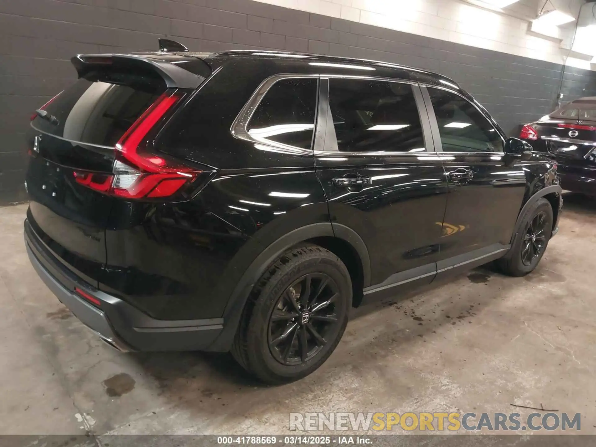 4 fotografías del automóvil dañado 7FARS5H50RE016538 HONDA CR-V 2024