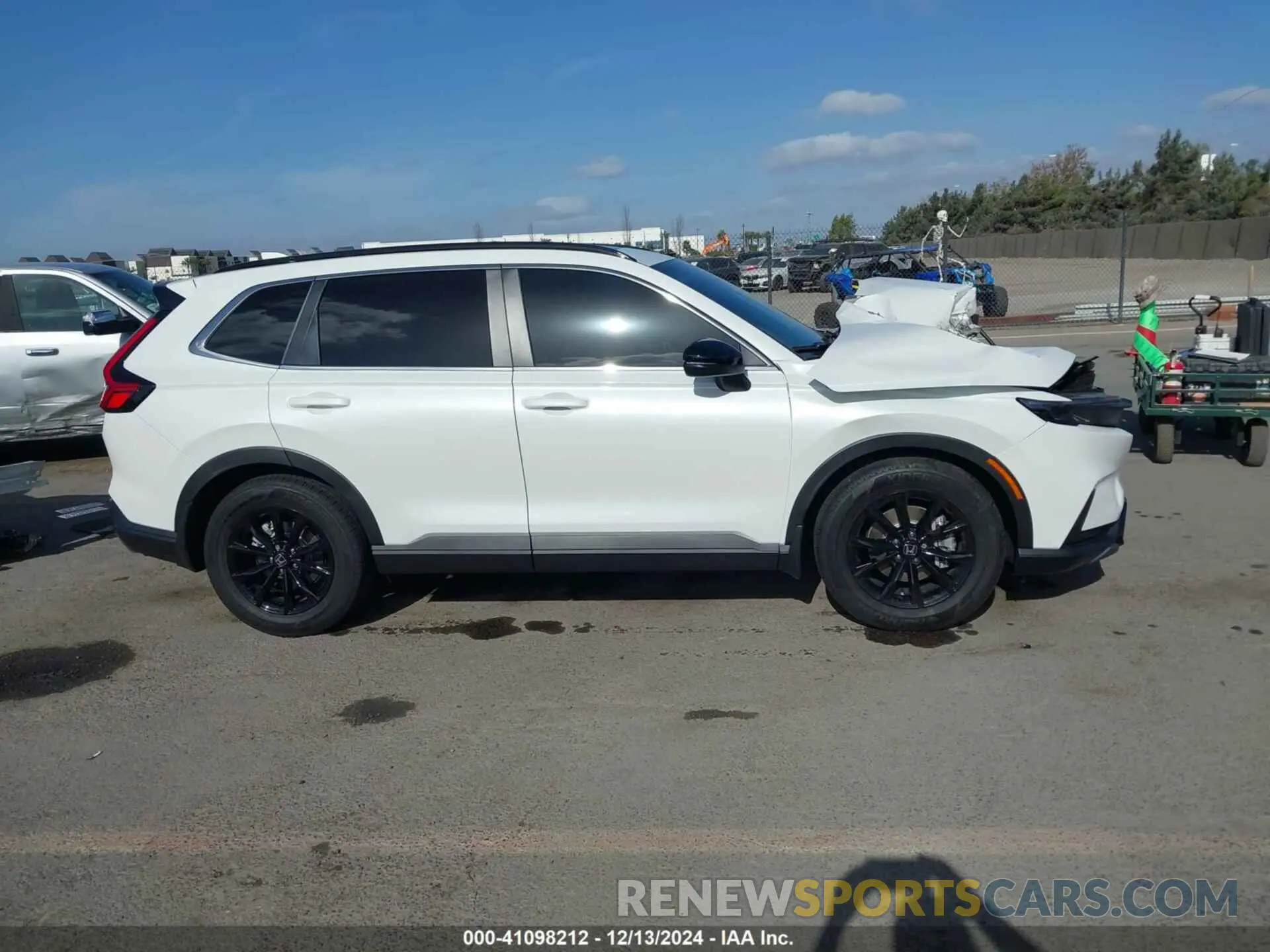 13 fotografías del automóvil dañado 7FARS5H50RE036773 HONDA CR-V 2024