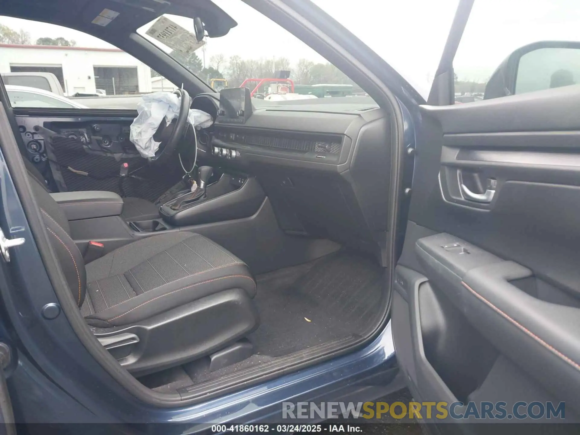 5 fotografías del automóvil dañado 7FARS5H57RE005407 HONDA CR-V 2024