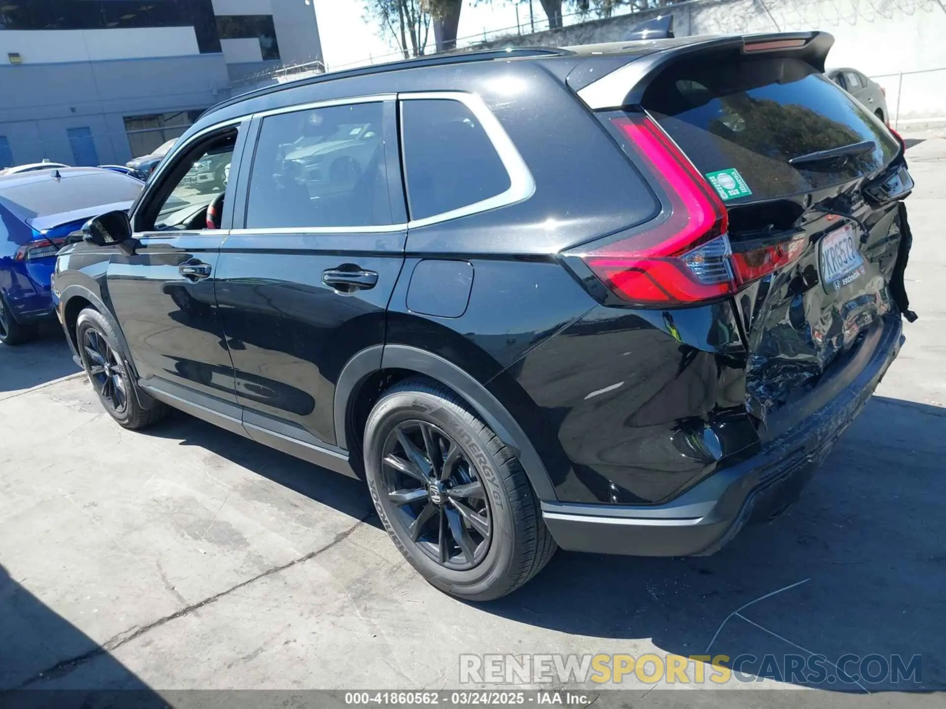 3 fotografías del automóvil dañado 7FARS5H84RE018948 HONDA CR-V 2024