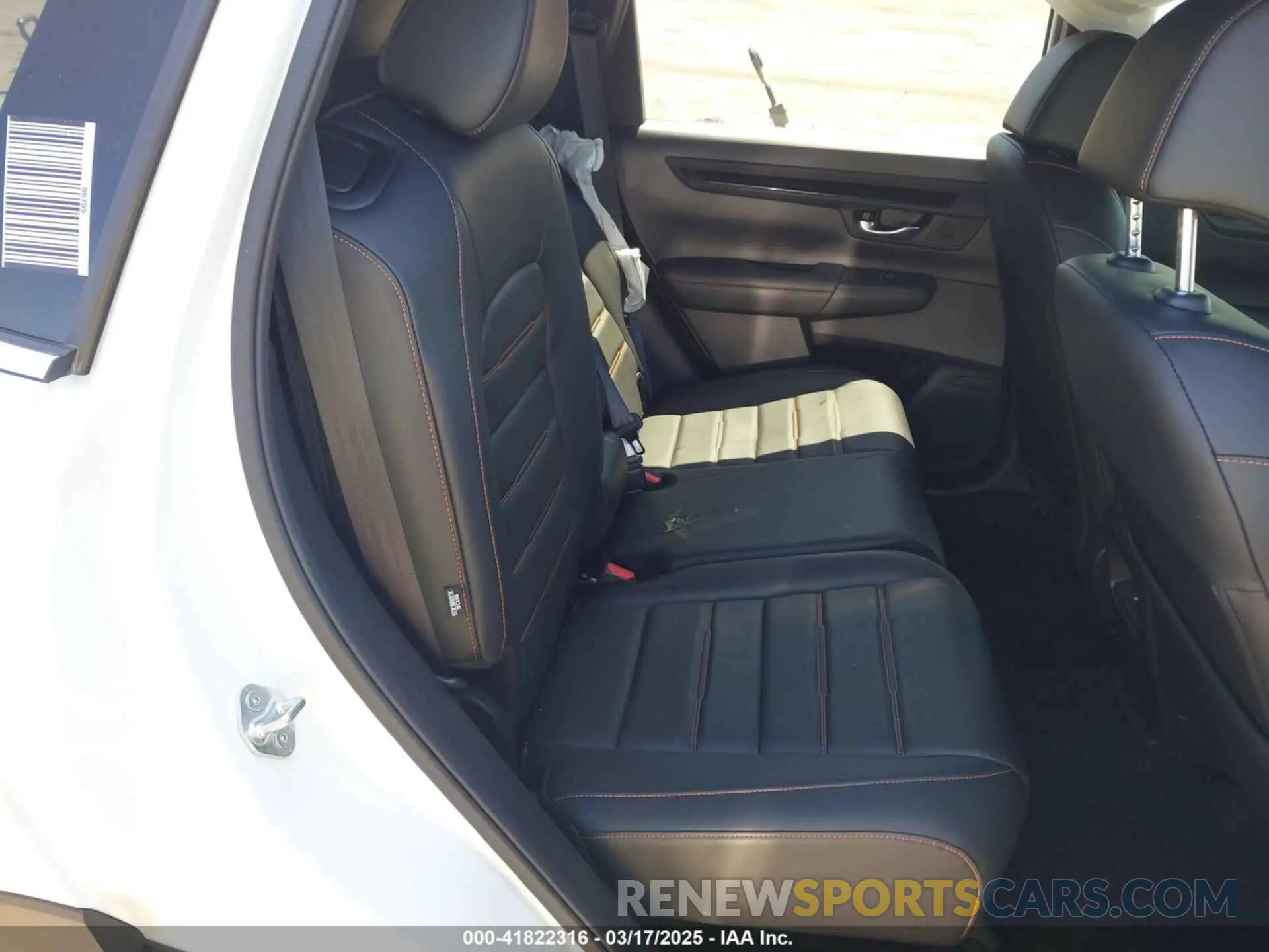 8 fotografías del automóvil dañado 7FARS5H84RE025690 HONDA CR-V 2024