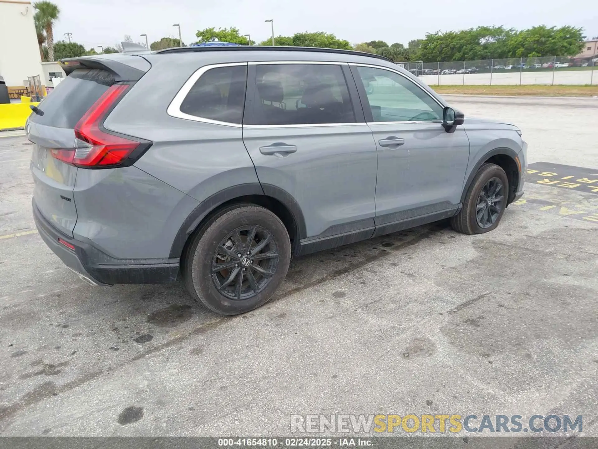 4 fotografías del automóvil dañado 7FARS6H55RE028464 HONDA CR-V 2024