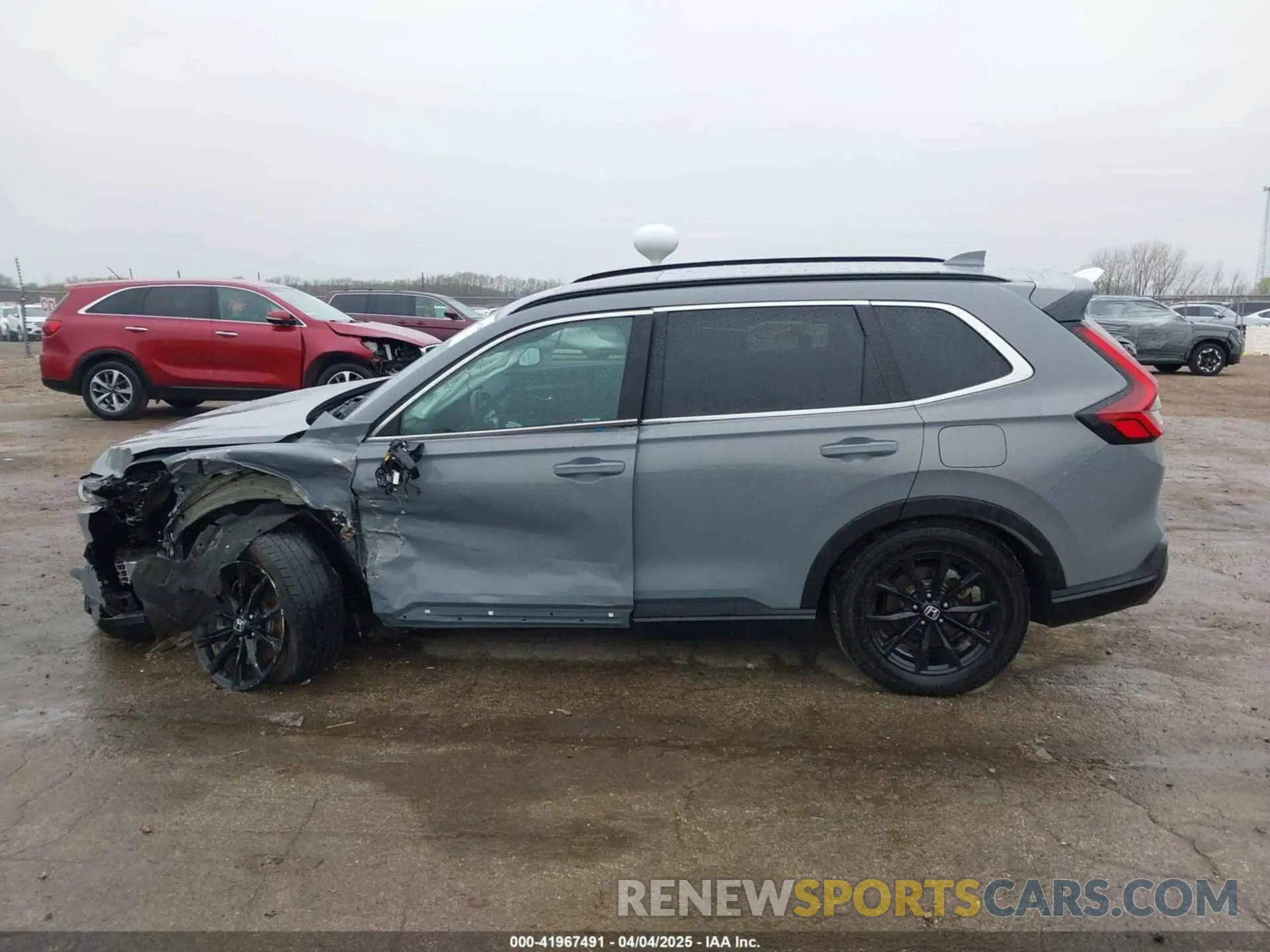 14 fotografías del automóvil dañado 7FARS6H56RE028070 HONDA CR-V 2024