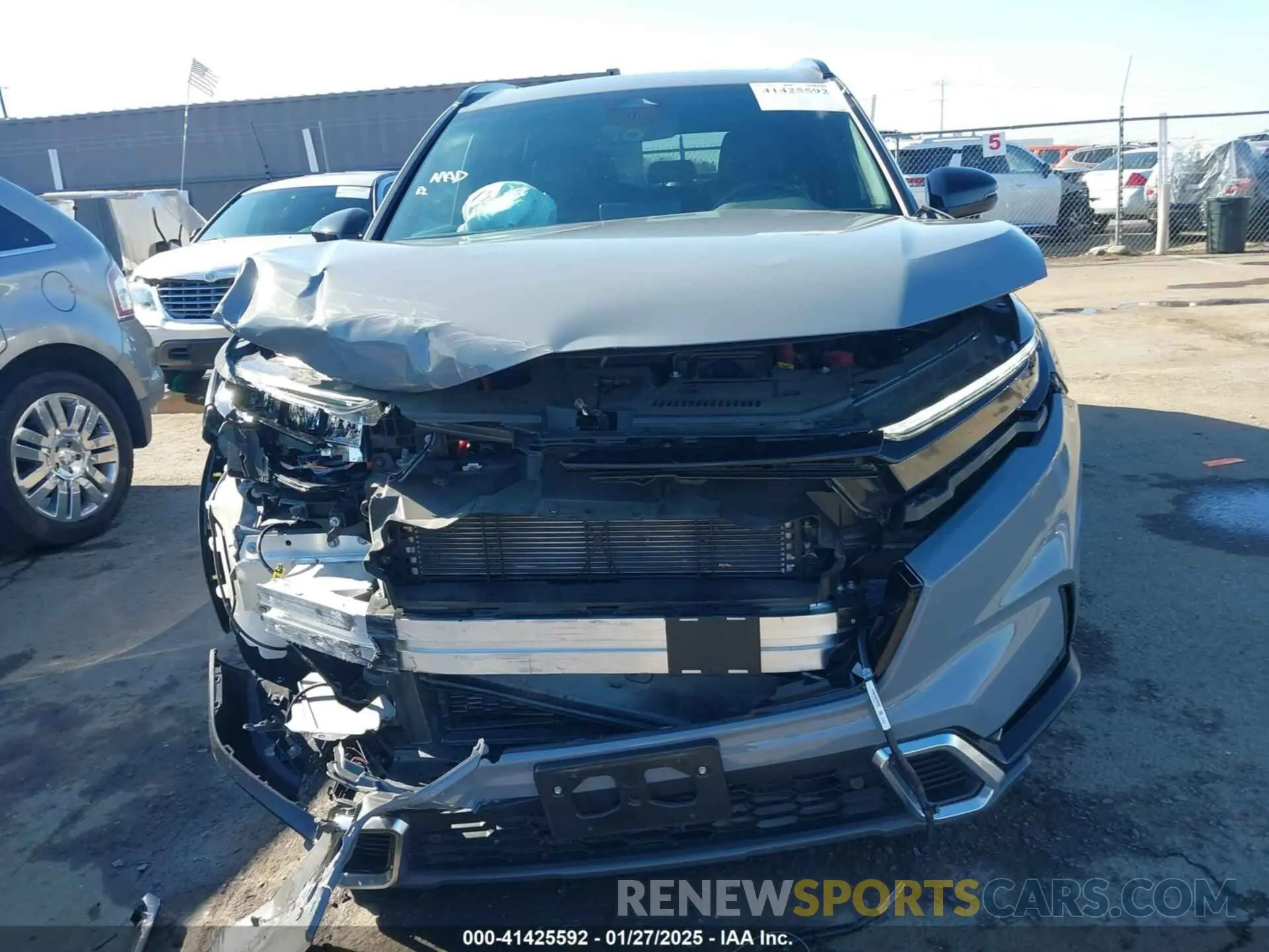 12 fotografías del automóvil dañado 7FARS6H91RE060735 HONDA CR-V 2024