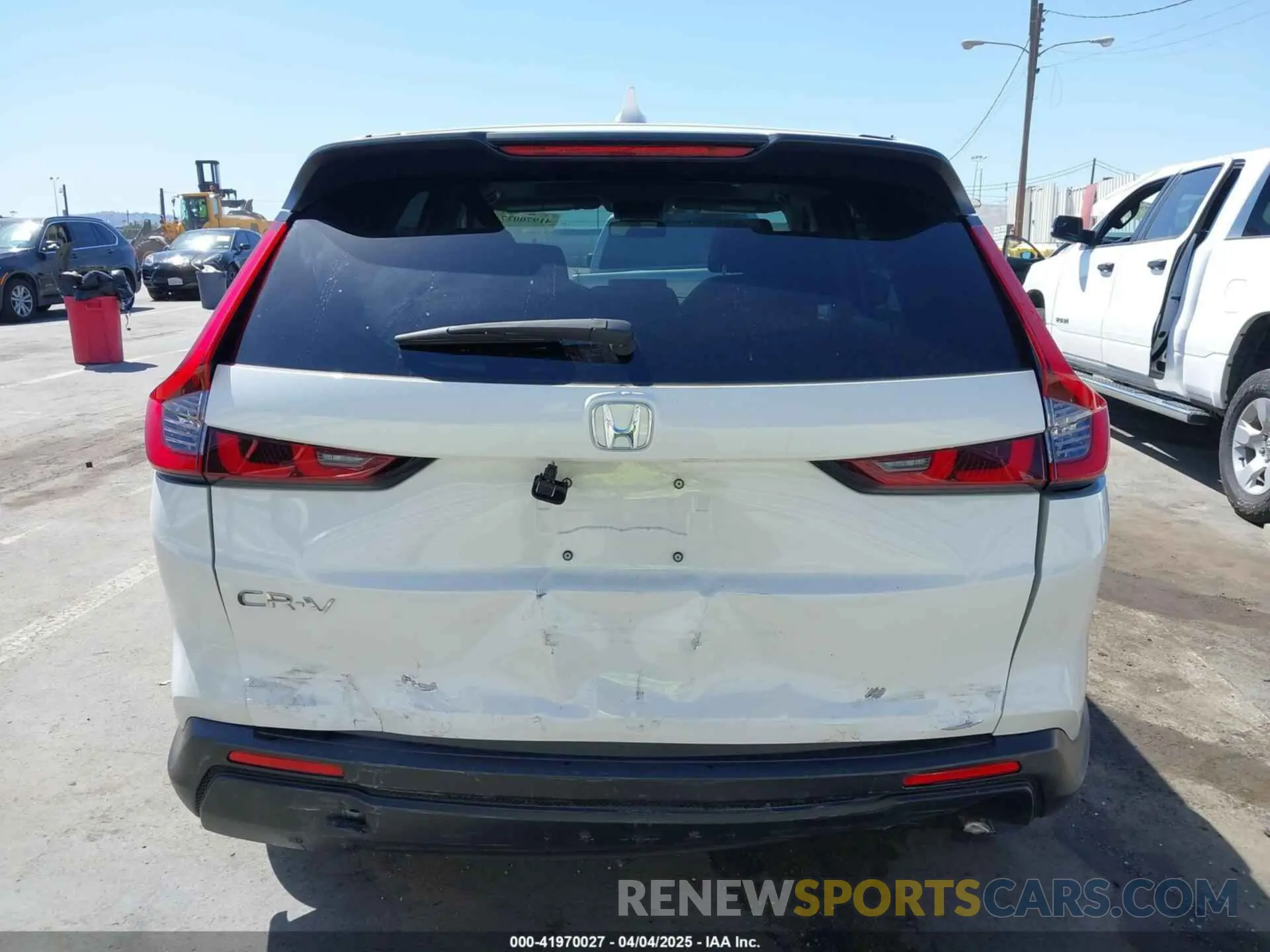 16 fotografías del automóvil dañado 2HKRS3H45SH319202 HONDA CR-V 2025