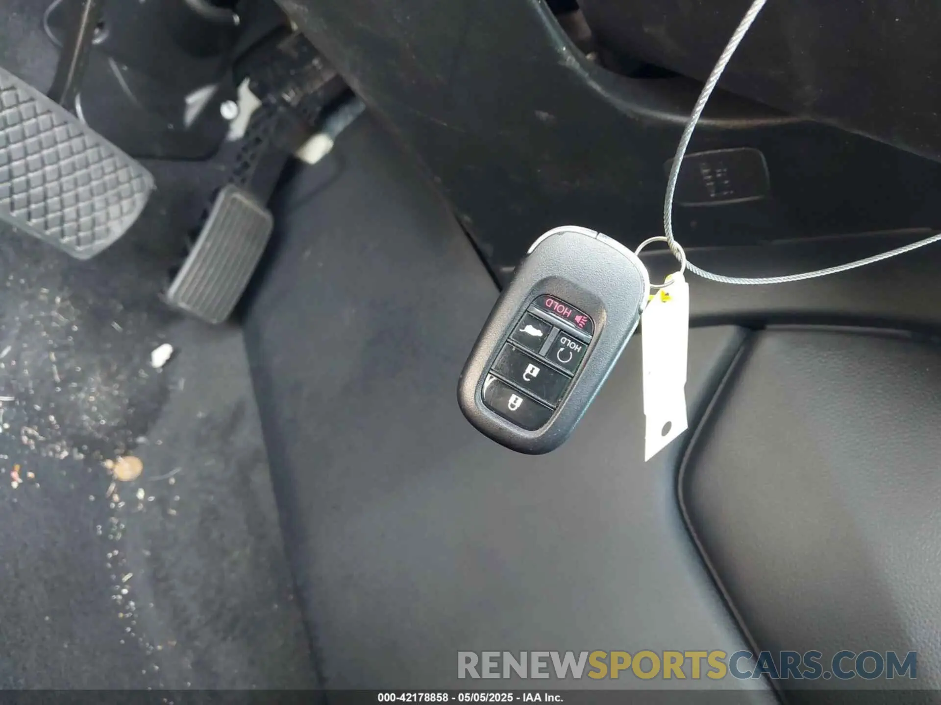 11 fotografías del automóvil dañado 2HKRS3H4XSH314433 HONDA CR-V 2025