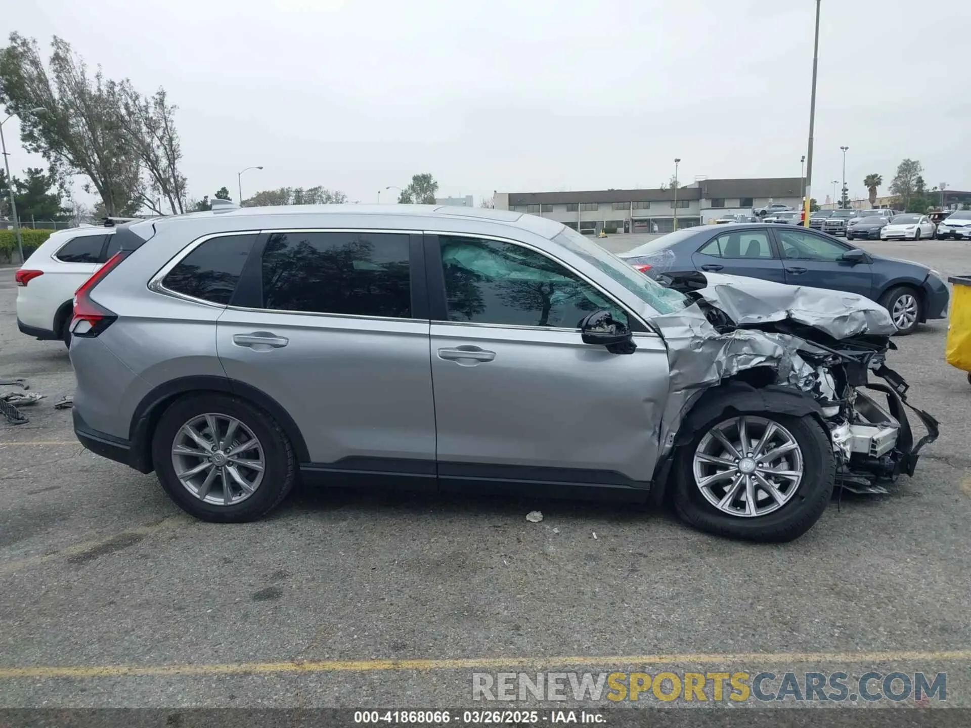 13 fotografías del automóvil dañado 2HKRS3H4XSH327294 HONDA CR-V 2025