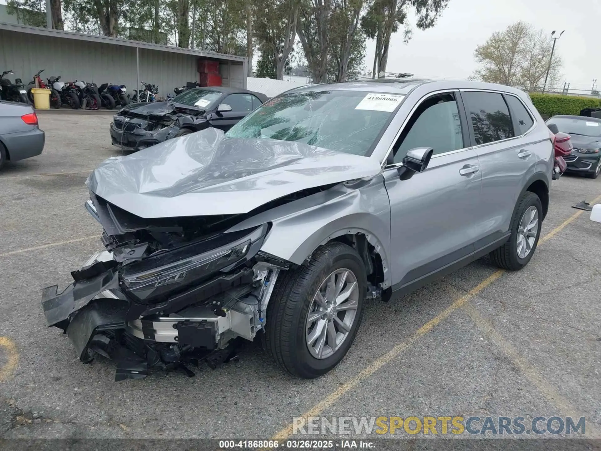 2 fotografías del automóvil dañado 2HKRS3H4XSH327294 HONDA CR-V 2025