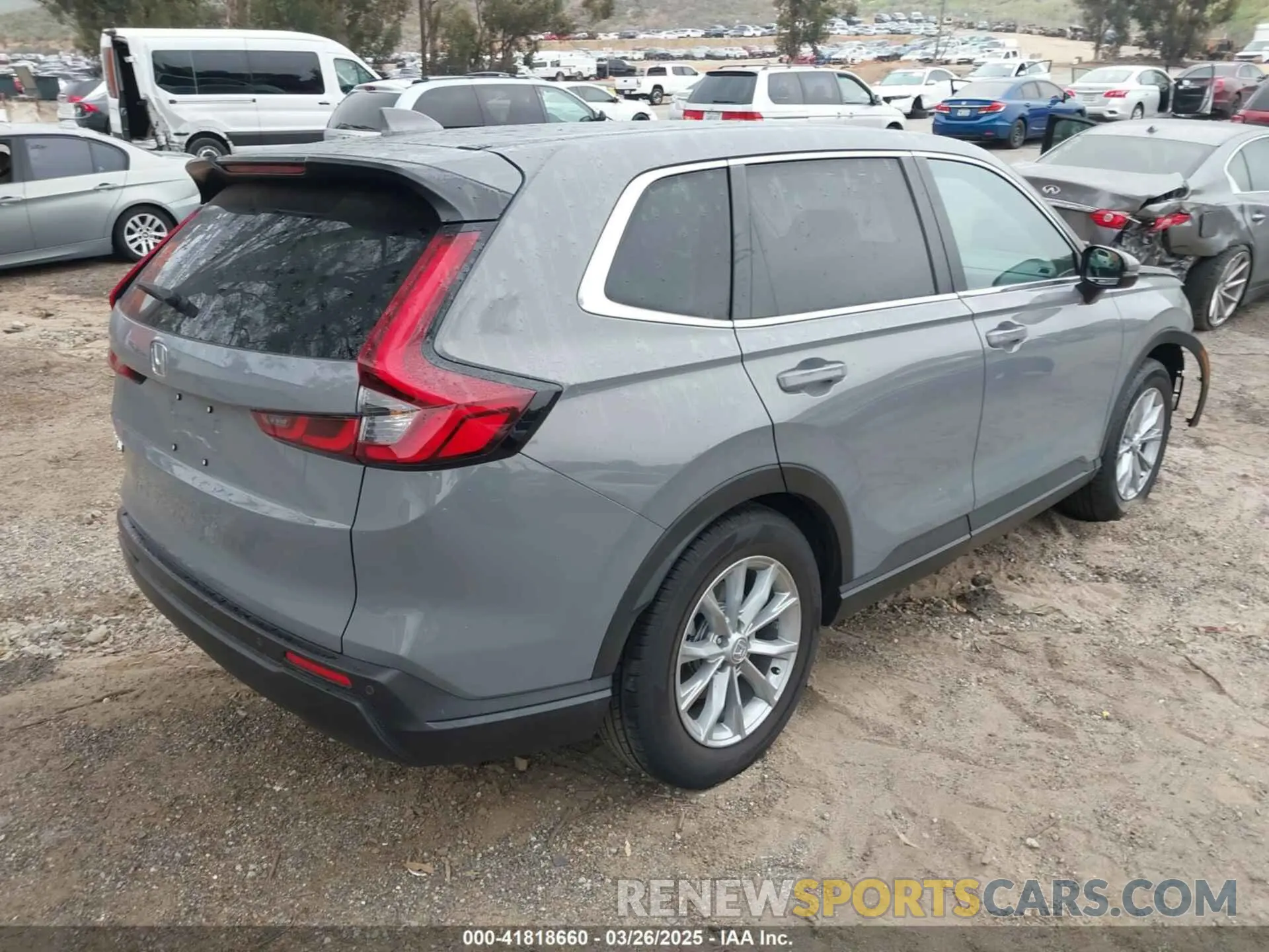 4 fotografías del automóvil dañado 2HKRS3H70SH314810 HONDA CR-V 2025