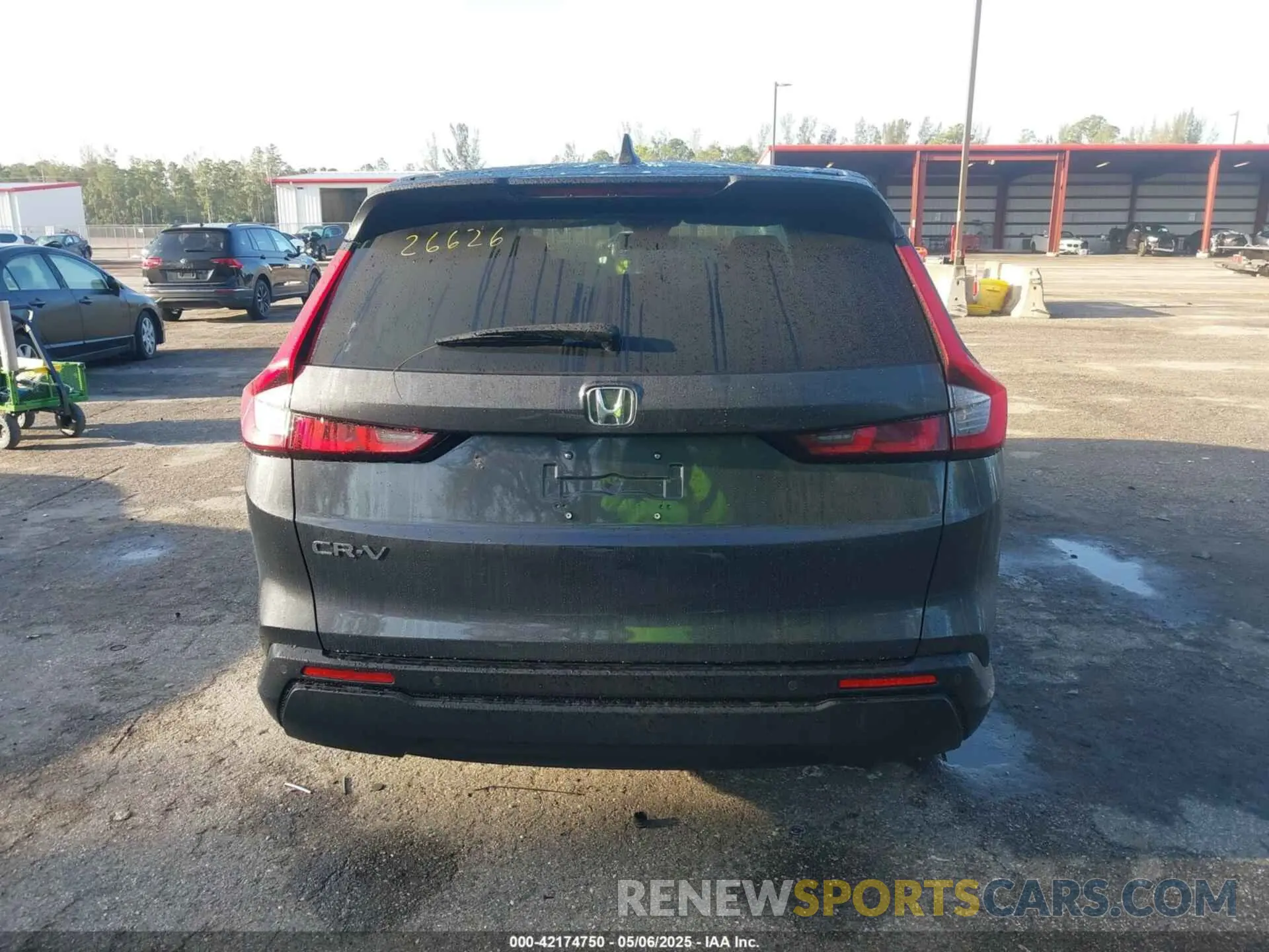 17 fotografías del automóvil dañado 2HKRS3H70SH323572 HONDA CR-V 2025