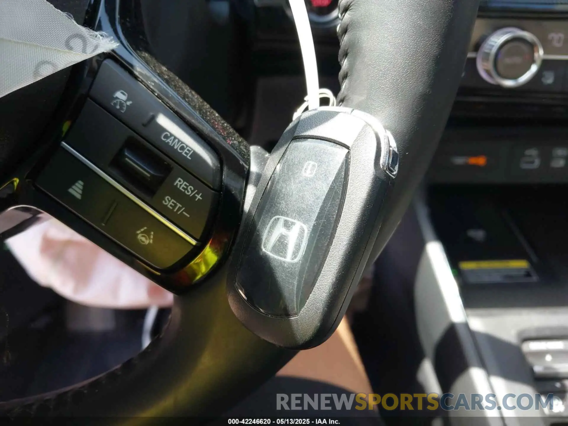 11 fotografías del automóvil dañado 2HKRS3H7XSH311378 HONDA CR-V 2025