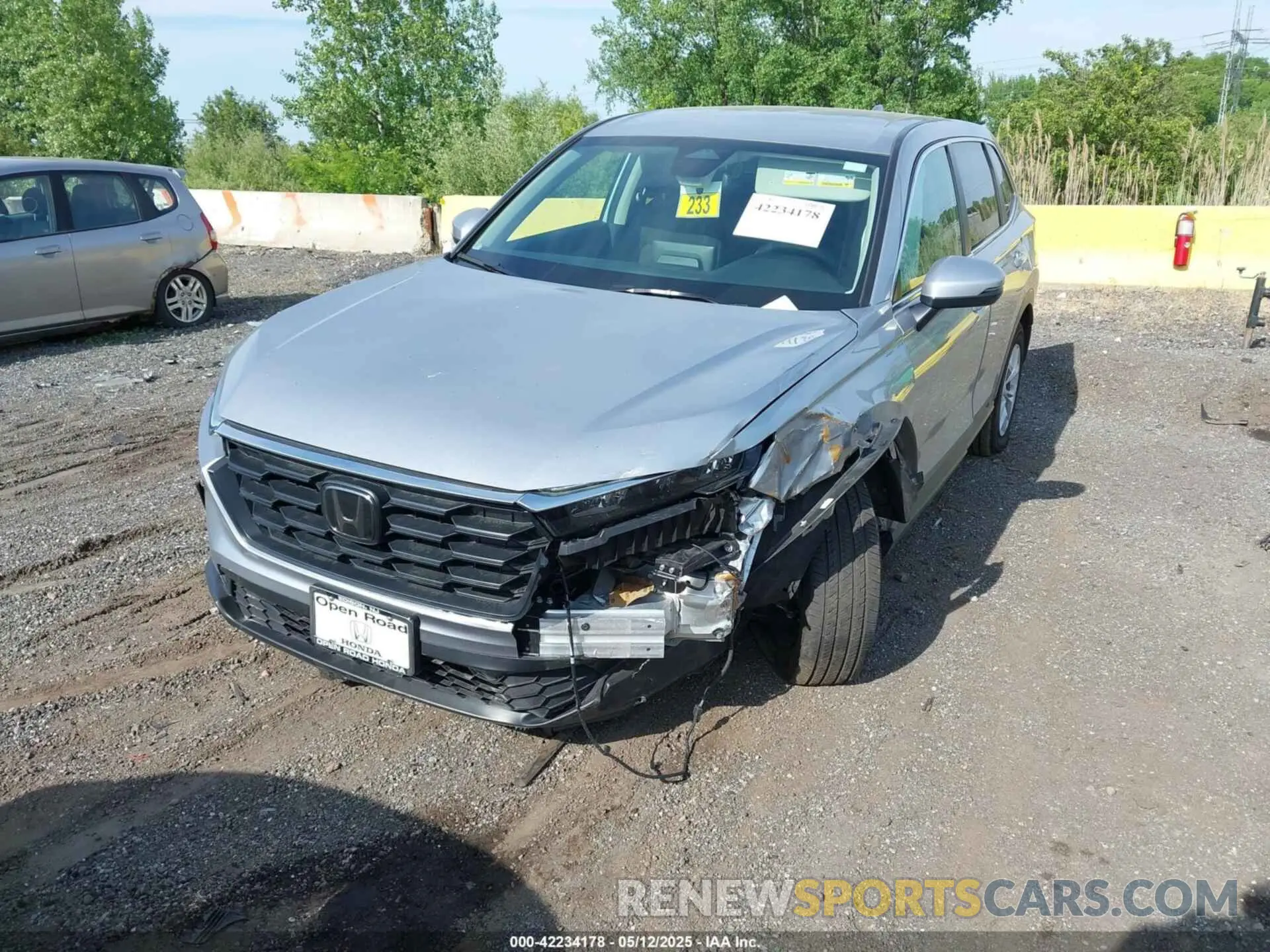 6 fotografías del automóvil dañado 2HKRS4H20SH457136 HONDA CR-V 2025