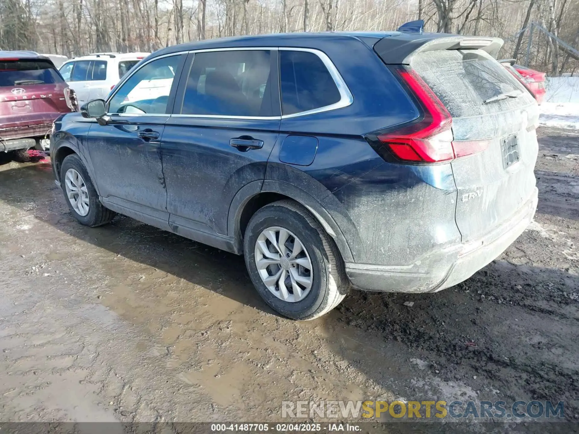 3 fotografías del automóvil dañado 2HKRS4H24SH410952 HONDA CR-V 2025