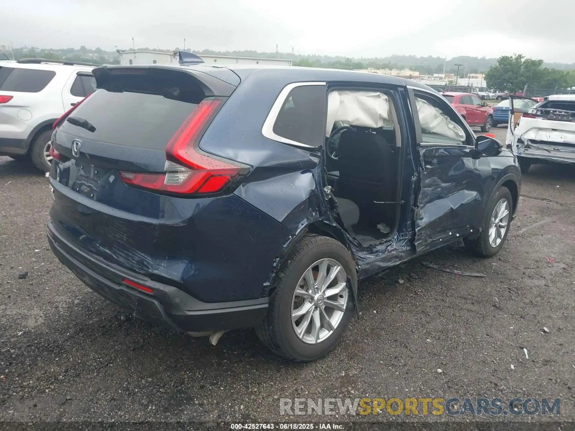 4 fotografías del automóvil dañado 2HKRS4H47SH435345 HONDA CR-V 2025