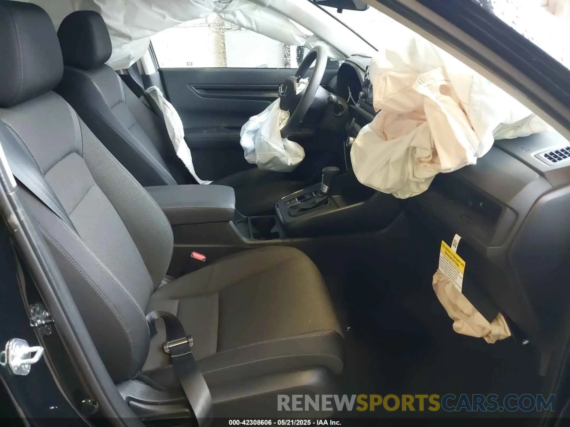 5 fotografías del automóvil dañado 2HKRS4H48SH444653 HONDA CR-V 2025