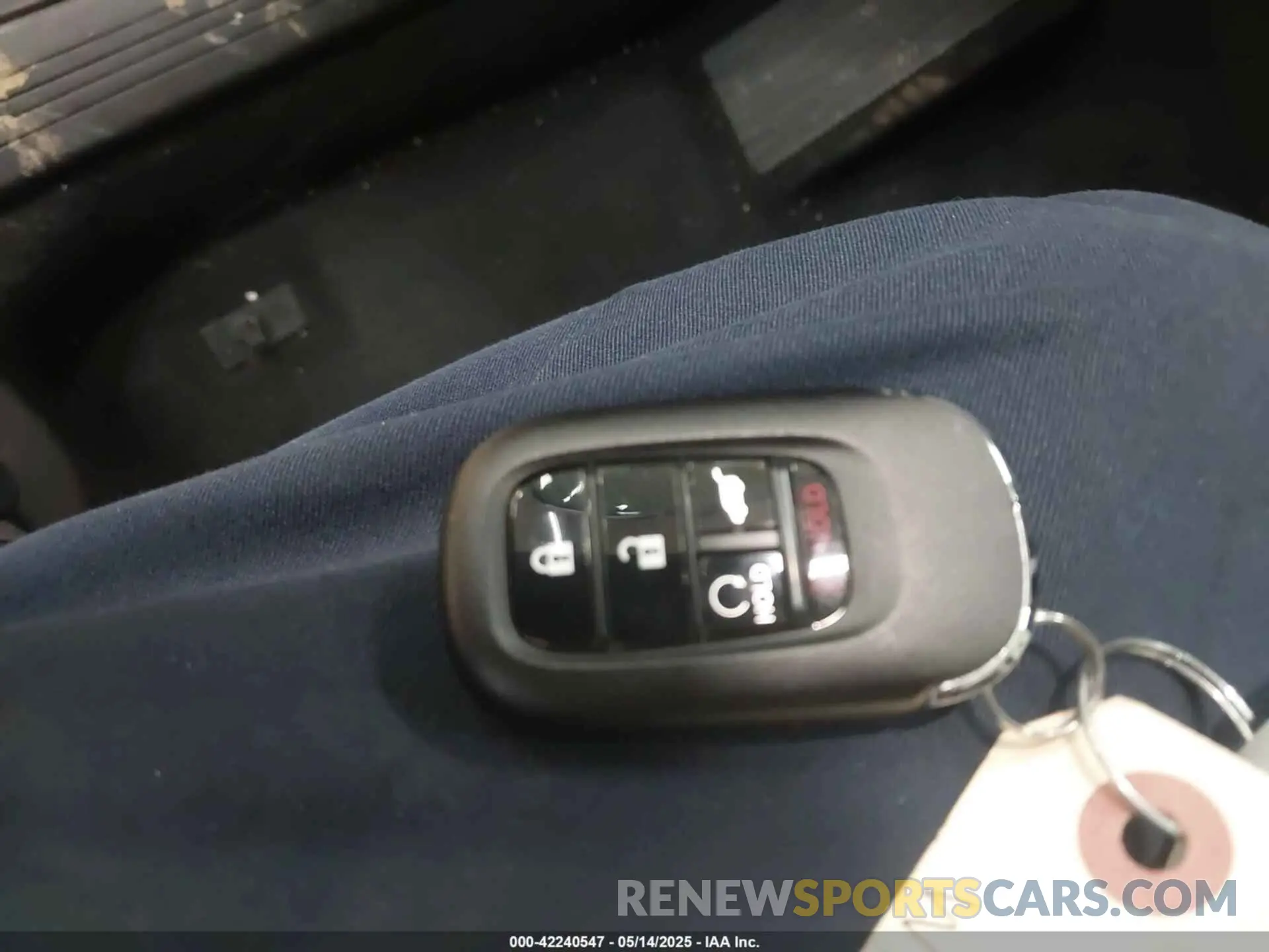 11 fotografías del automóvil dañado 2HKRS4H49SH477886 HONDA CR-V 2025
