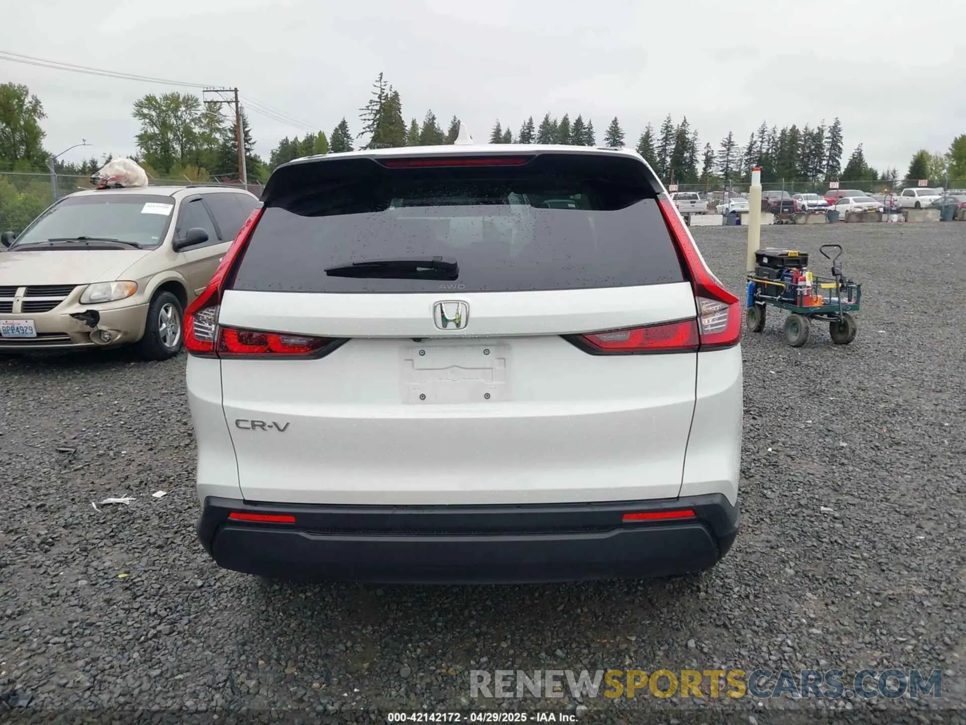 16 fotografías del automóvil dañado 2HKRS4H4XSH437266 HONDA CR-V 2025