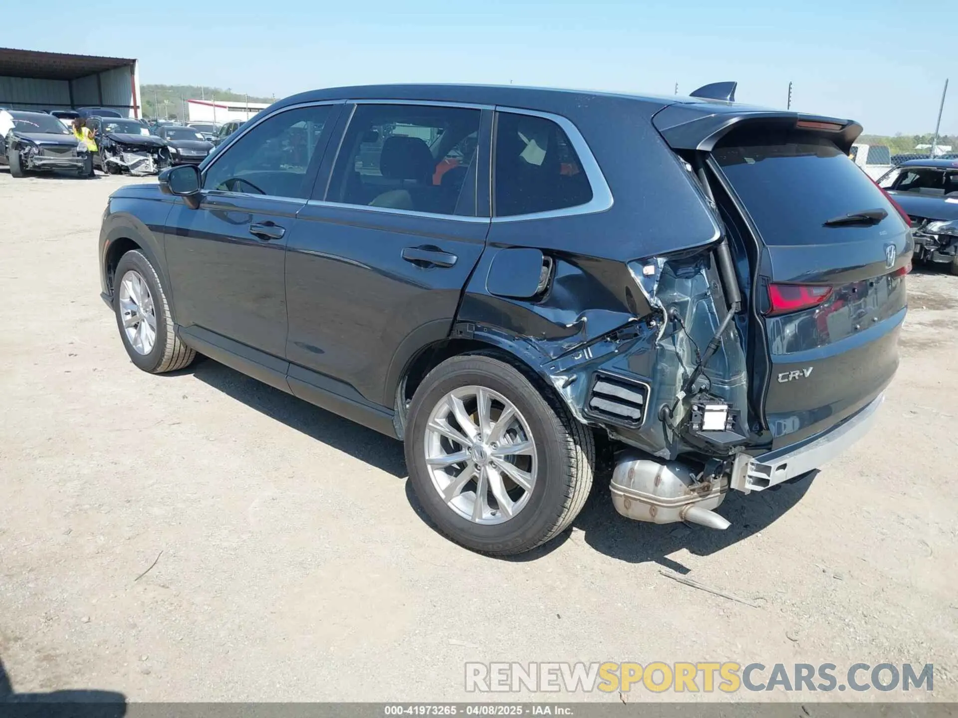 3 fotografías del automóvil dañado 2HKRS4H73SH401803 HONDA CR-V 2025