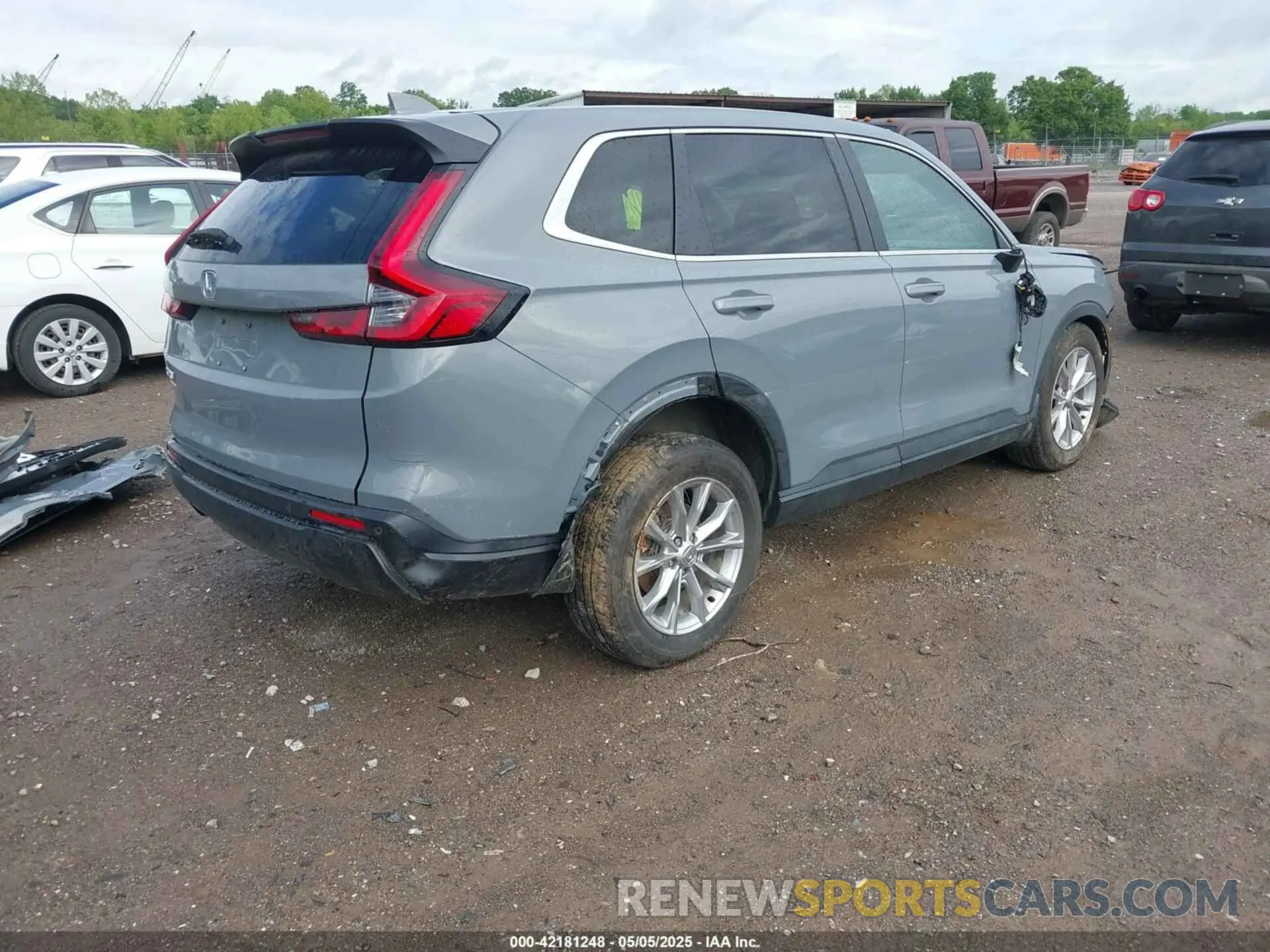 4 fotografías del automóvil dañado 2HKRS4H75SH442904 HONDA CR-V 2025