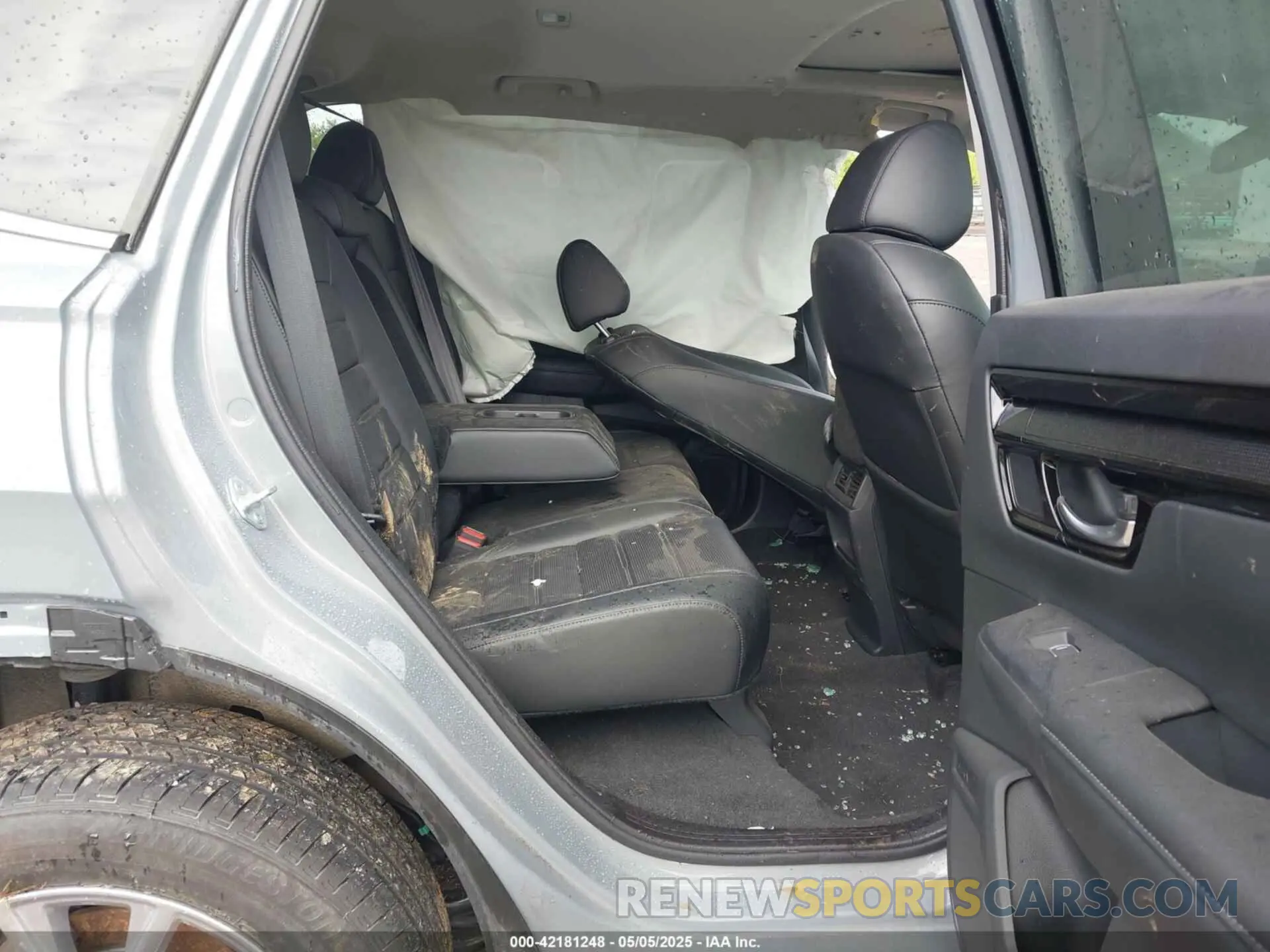 8 fotografías del automóvil dañado 2HKRS4H75SH442904 HONDA CR-V 2025