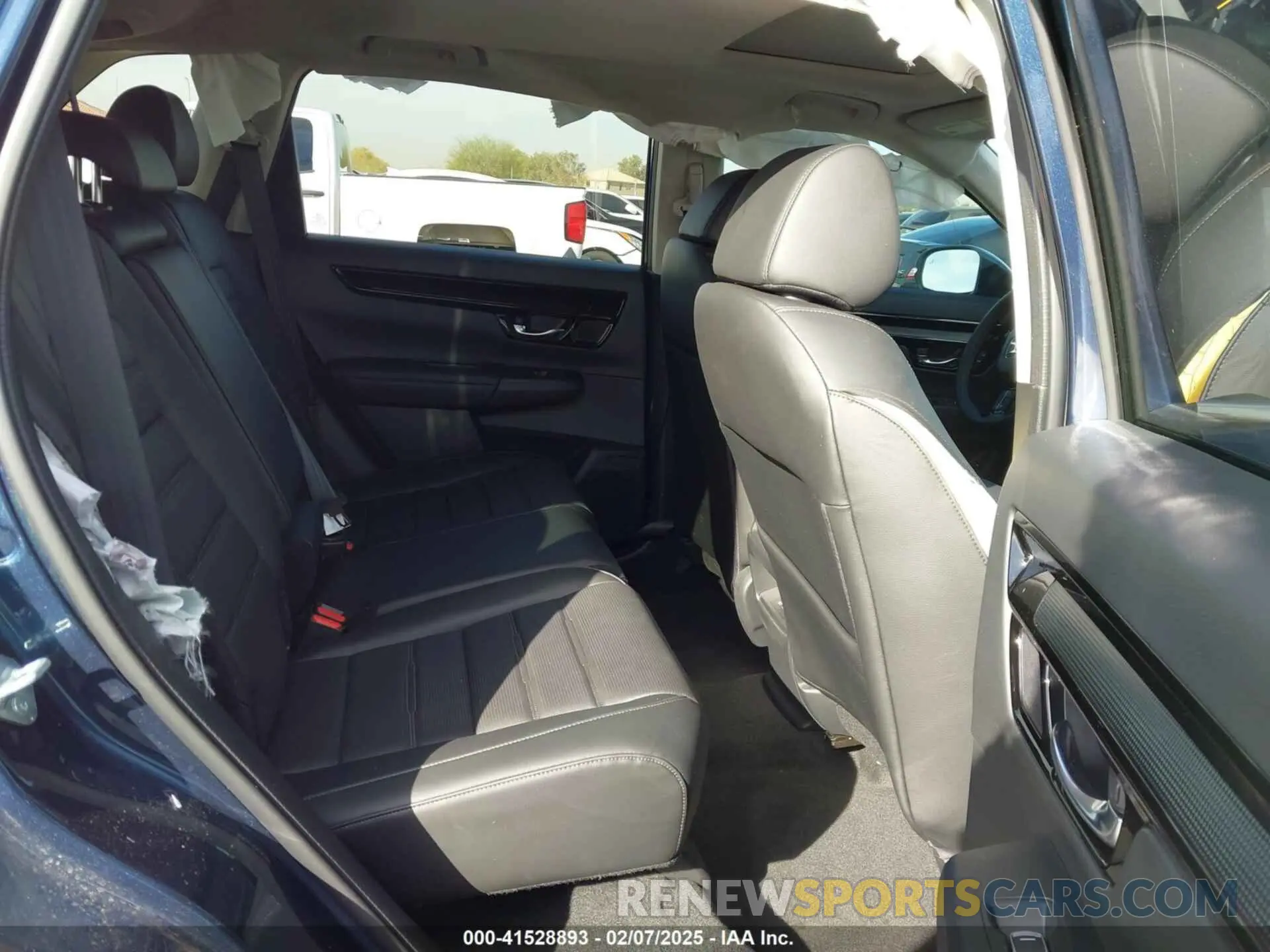 8 fotografías del automóvil dañado 2HKRS4H78SH439382 HONDA CR-V 2025