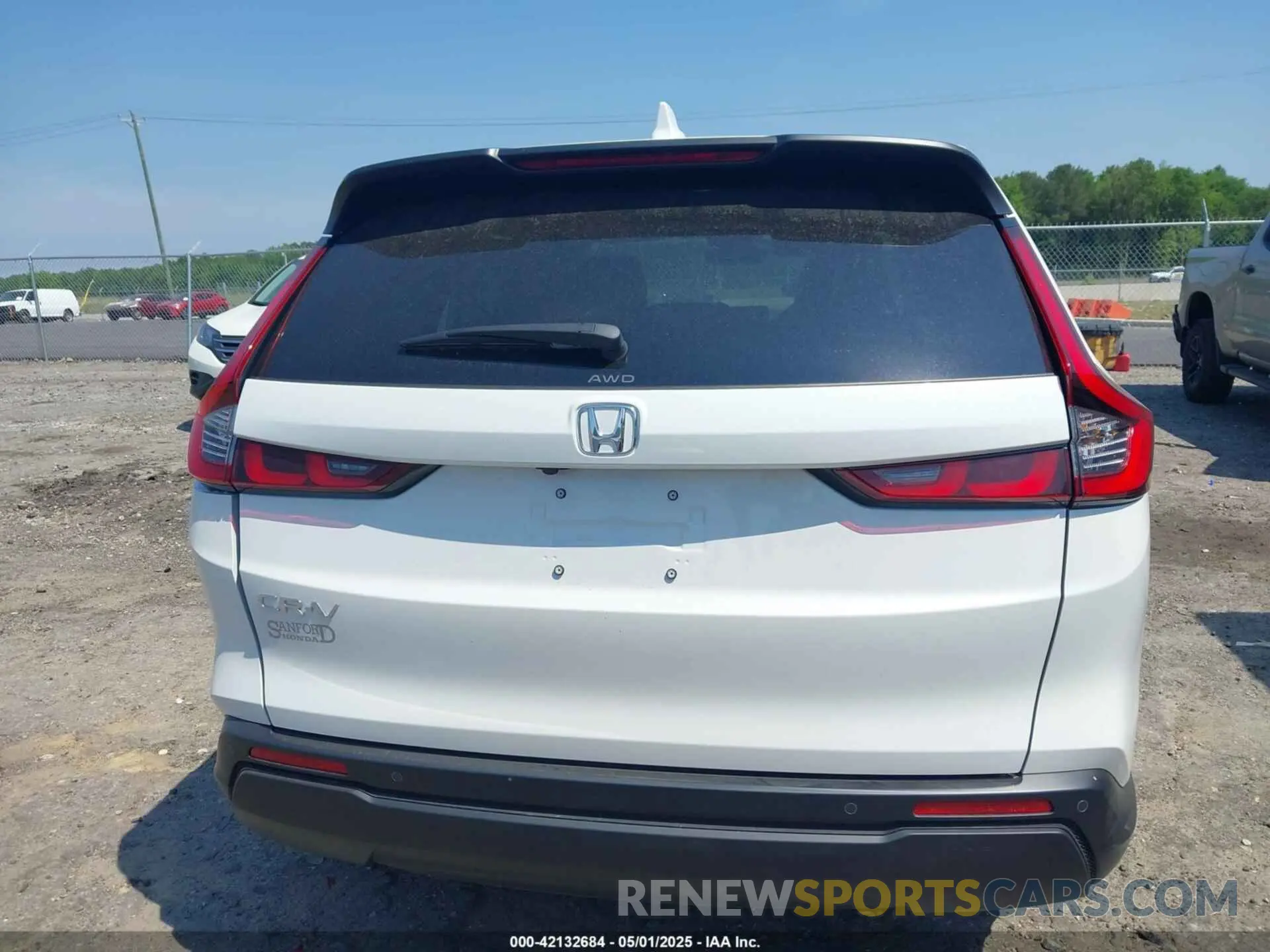 17 fotografías del automóvil dañado 2HKRS4H78SH477789 HONDA CR-V 2025