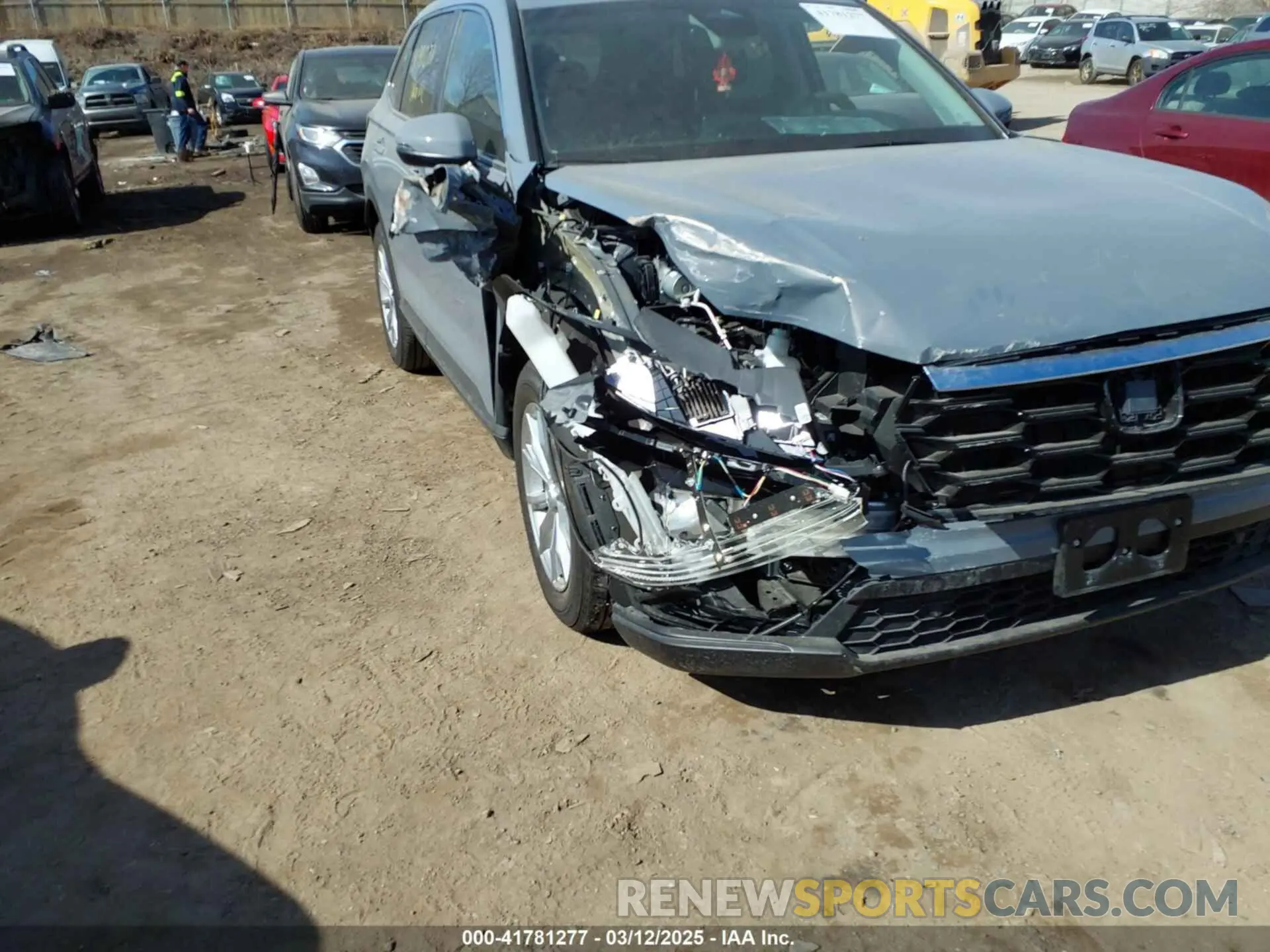 6 fotografías del automóvil dañado 2HKRS4H79SH429671 HONDA CR-V 2025