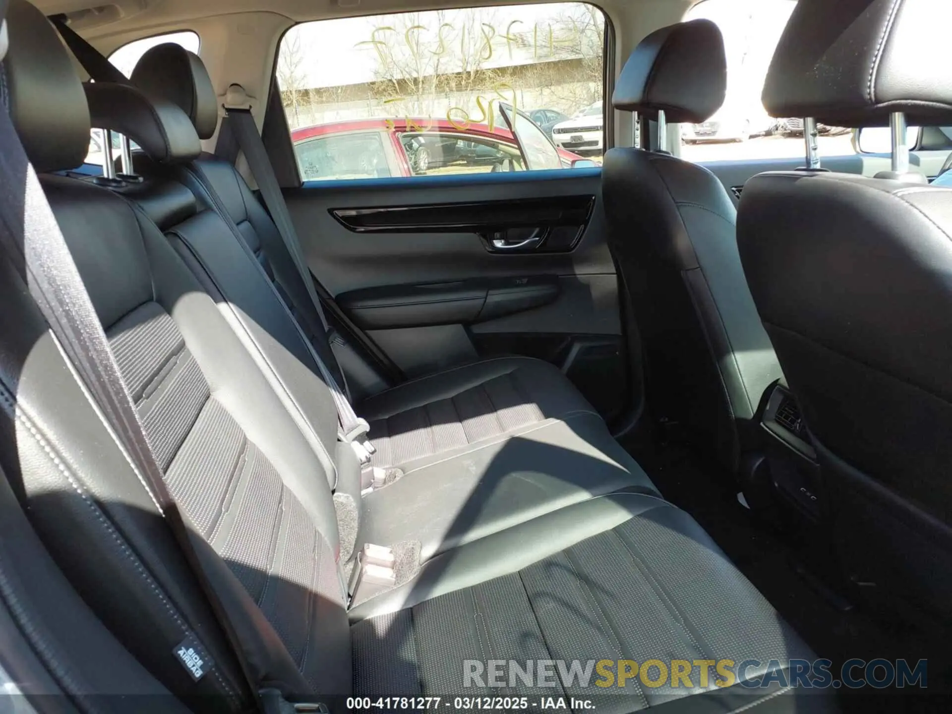 8 fotografías del automóvil dañado 2HKRS4H79SH429671 HONDA CR-V 2025
