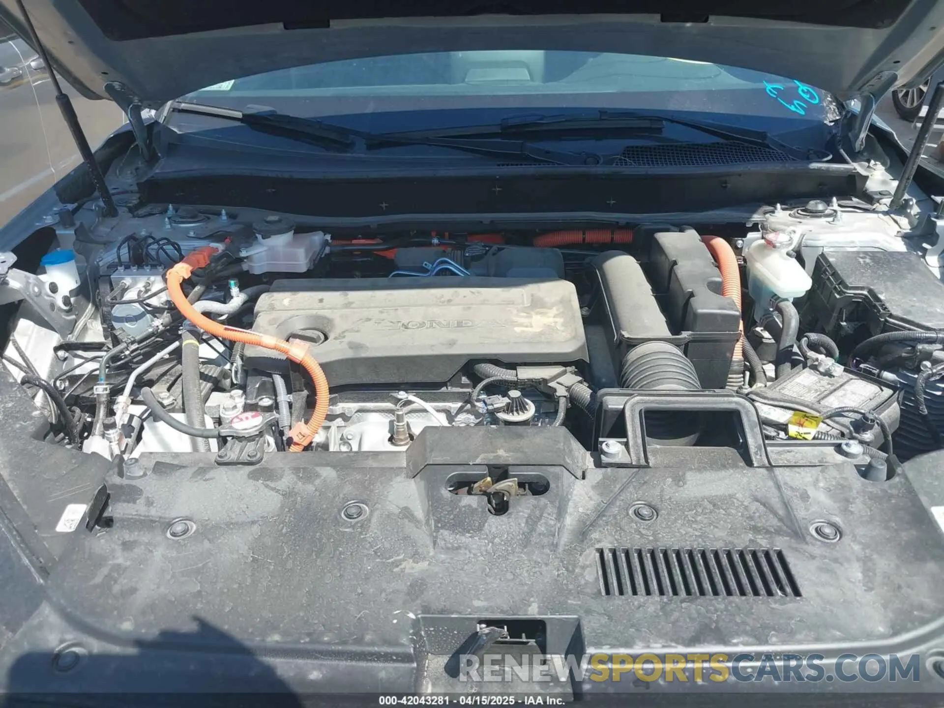 10 fotografías del automóvil dañado 2HKRS6H80SH802066 HONDA CR-V 2025