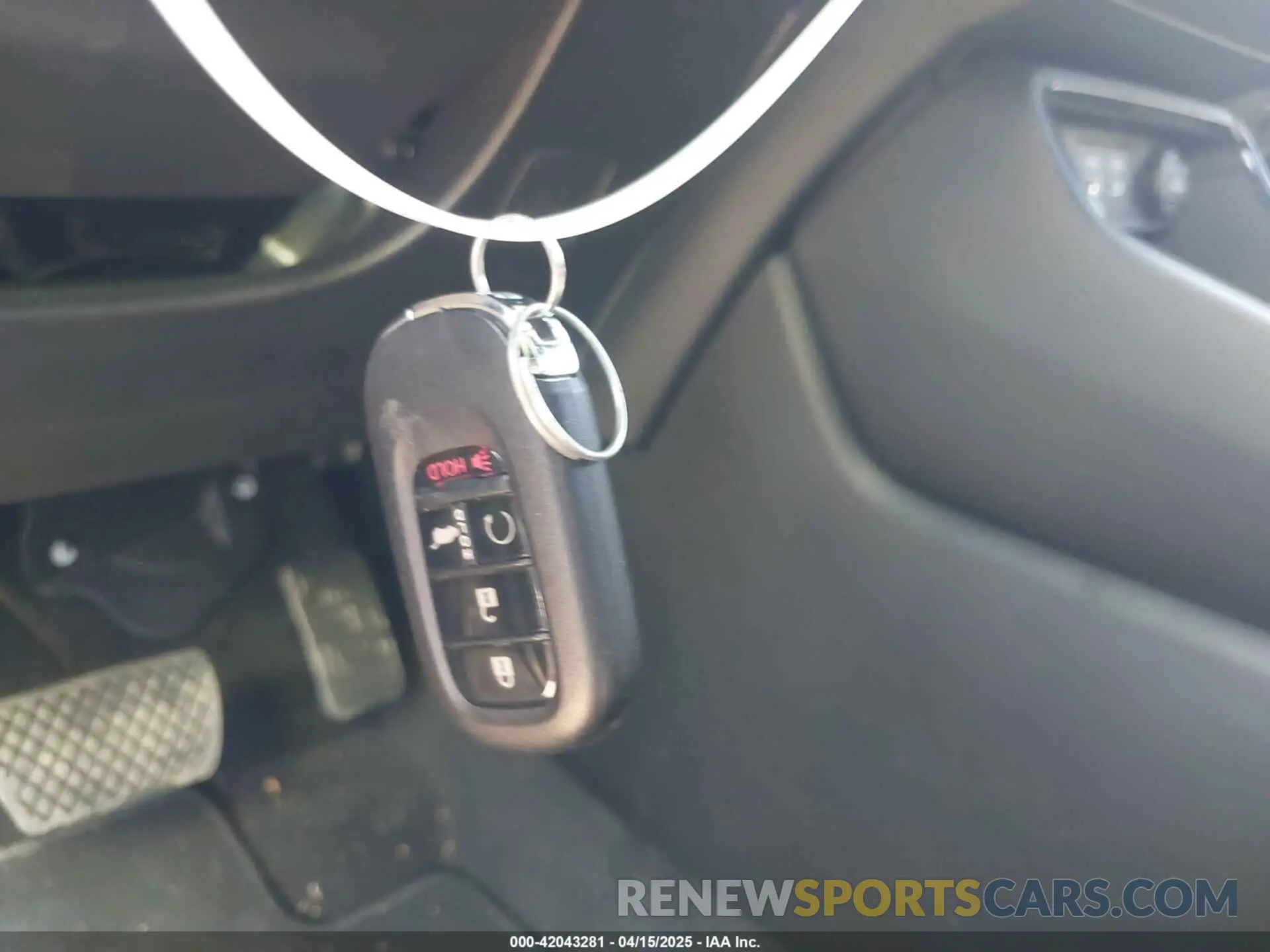 11 fotografías del automóvil dañado 2HKRS6H80SH802066 HONDA CR-V 2025