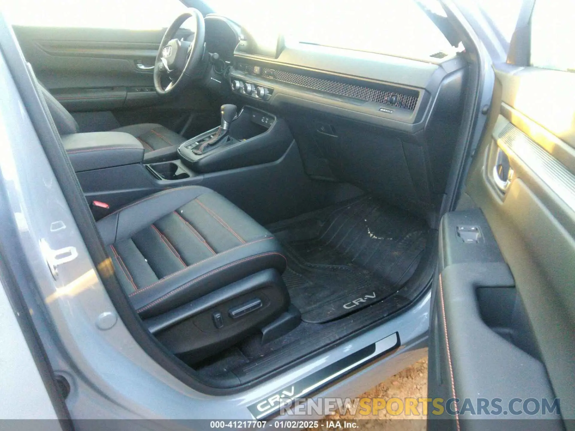 5 fotografías del automóvil dañado 5J6RS5H80SL005431 HONDA CR-V 2025