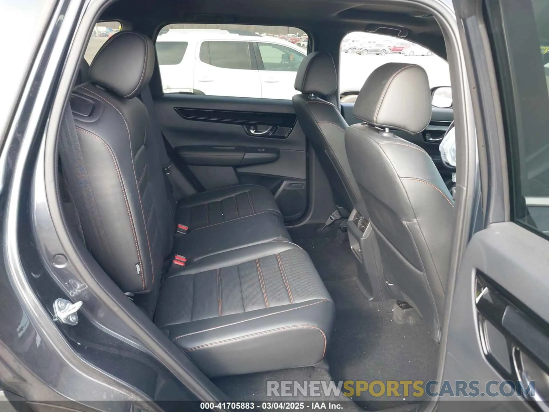 8 fotografías del automóvil dañado 5J6RS6H92SL004294 HONDA CR-V 2025