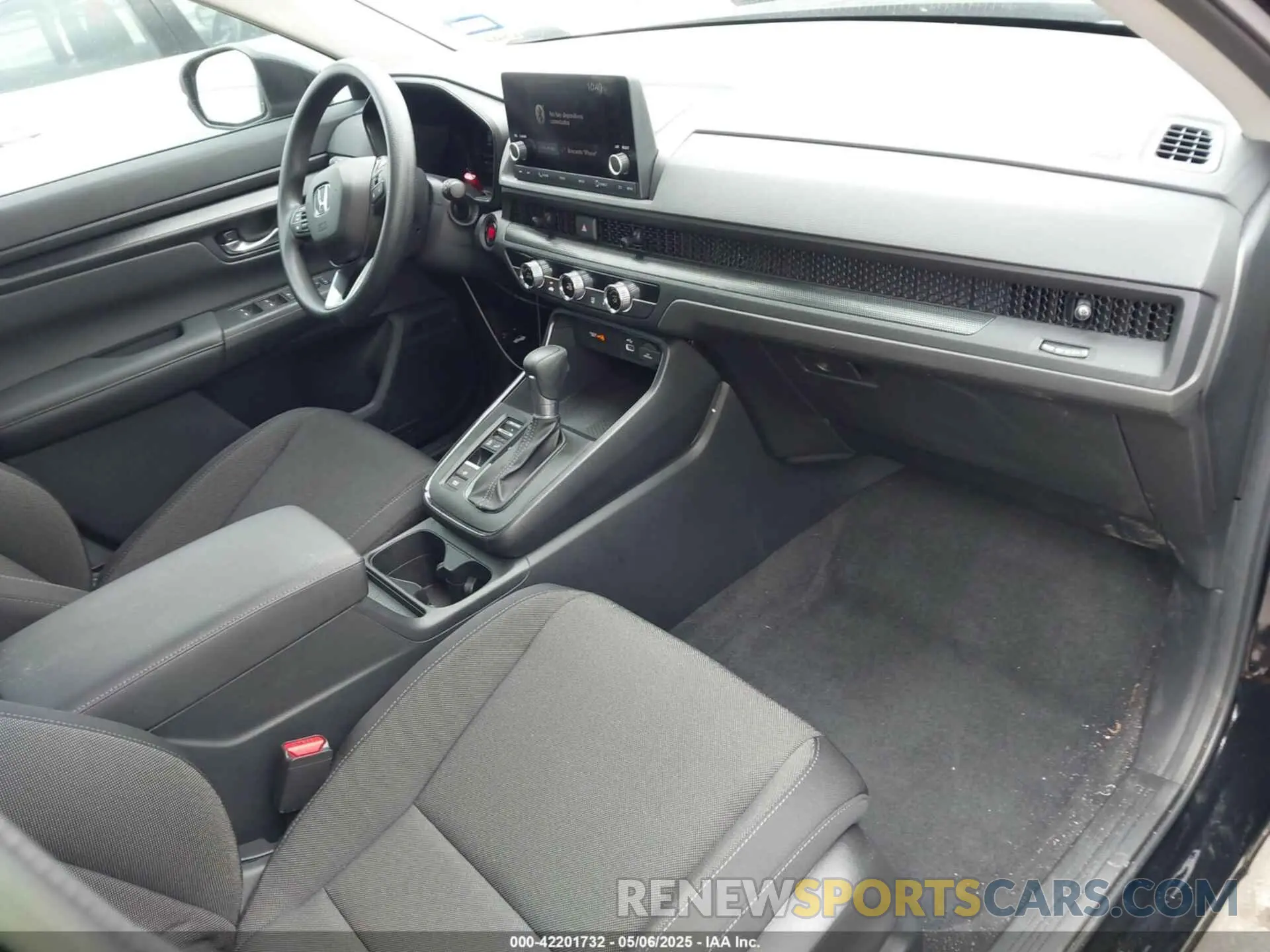 5 fotografías del automóvil dañado 7FARS3H28SE000717 HONDA CR-V 2025