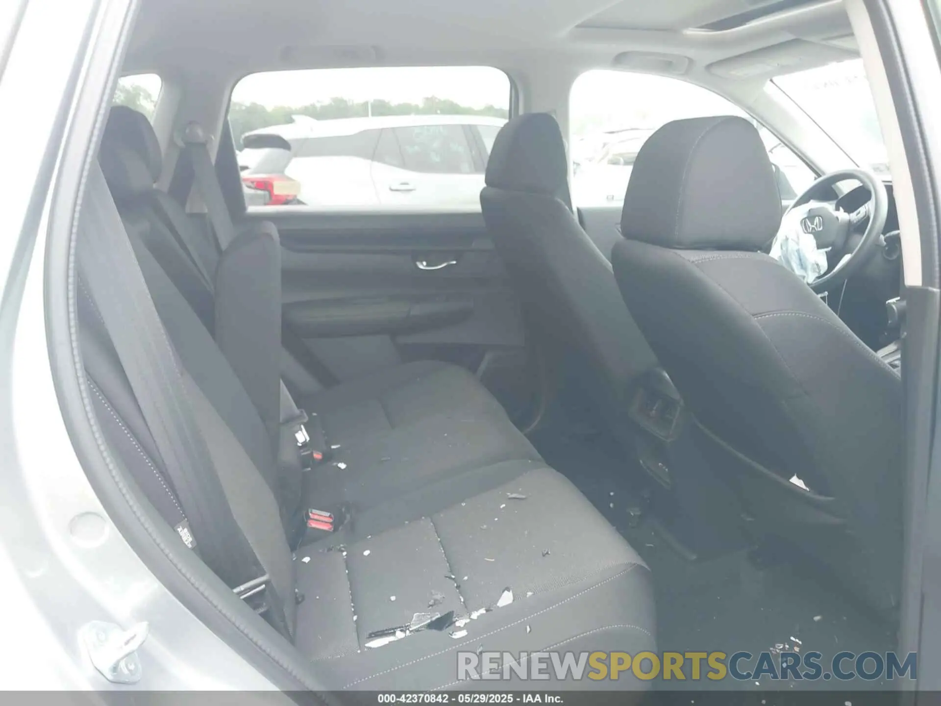 8 fotografías del automóvil dañado 7FARS4H4XSE009684 HONDA CR-V 2025