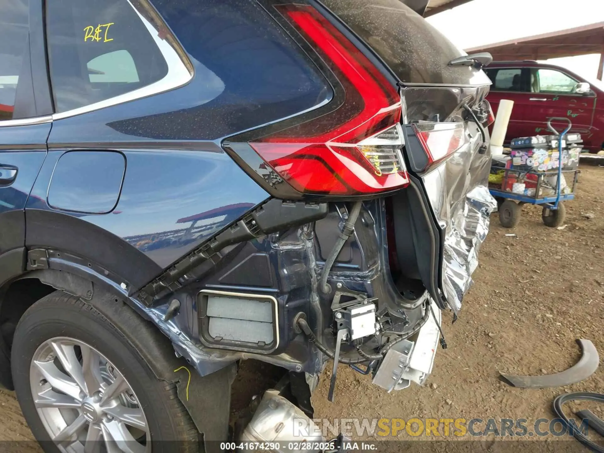 6 fotografías del automóvil dañado 7FARS4H71SE007851 HONDA CR-V 2025