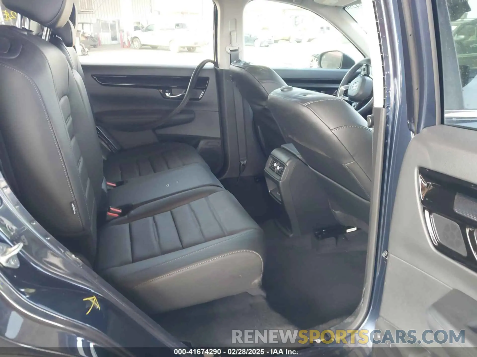 8 fotografías del automóvil dañado 7FARS4H71SE007851 HONDA CR-V 2025
