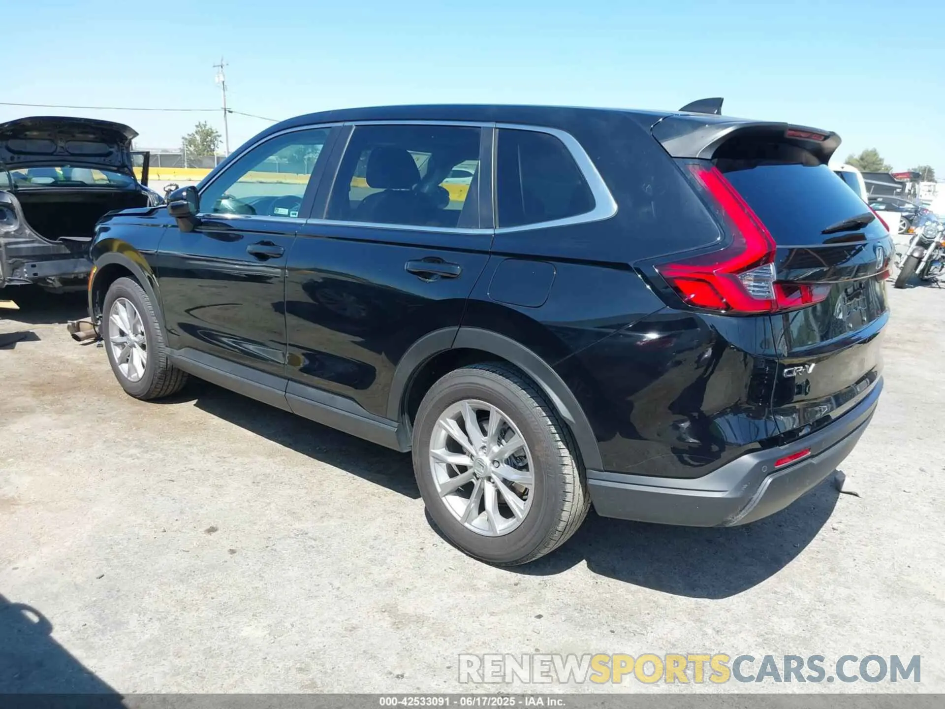 3 fotografías del automóvil dañado 7FARS4H75SE007108 HONDA CR-V 2025