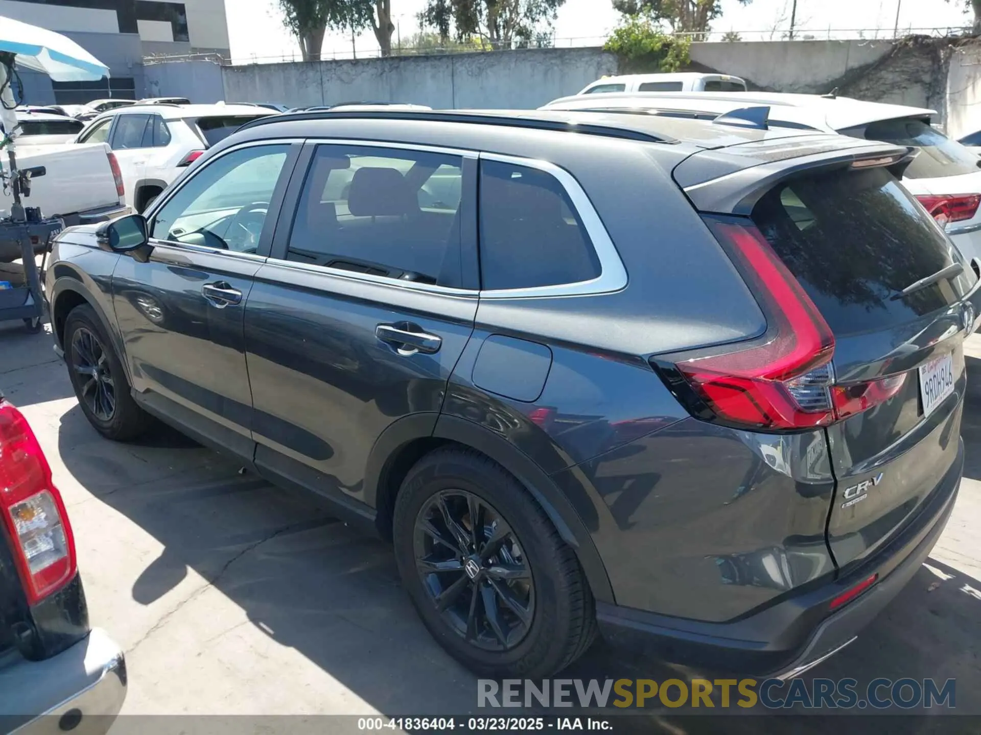 15 fotografías del automóvil dañado 7FARS5H54SE009825 HONDA CR-V 2025