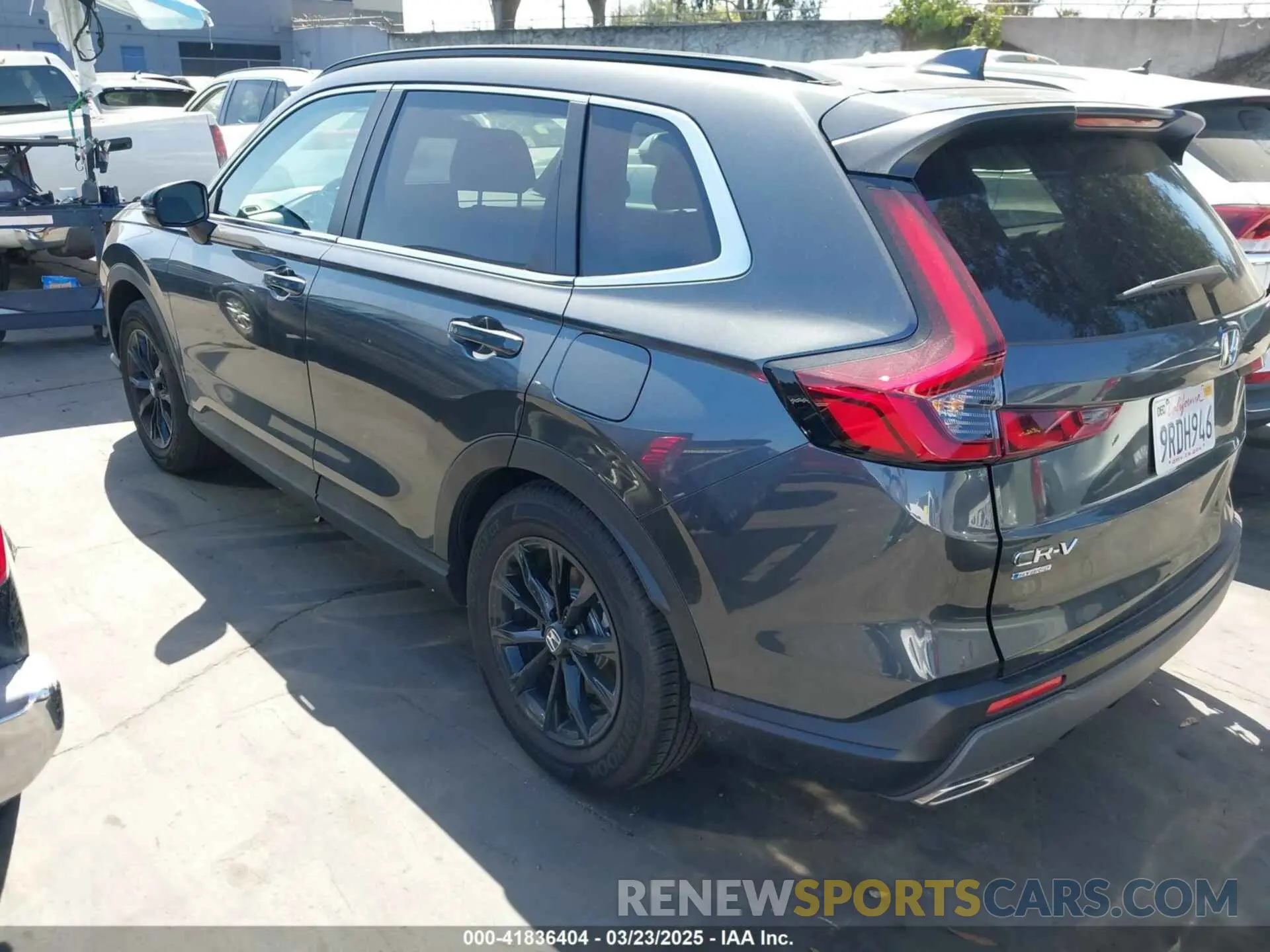 3 fotografías del automóvil dañado 7FARS5H54SE009825 HONDA CR-V 2025