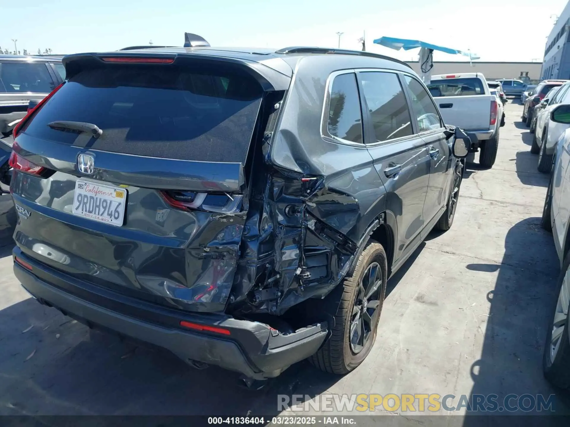 4 fotografías del automóvil dañado 7FARS5H54SE009825 HONDA CR-V 2025