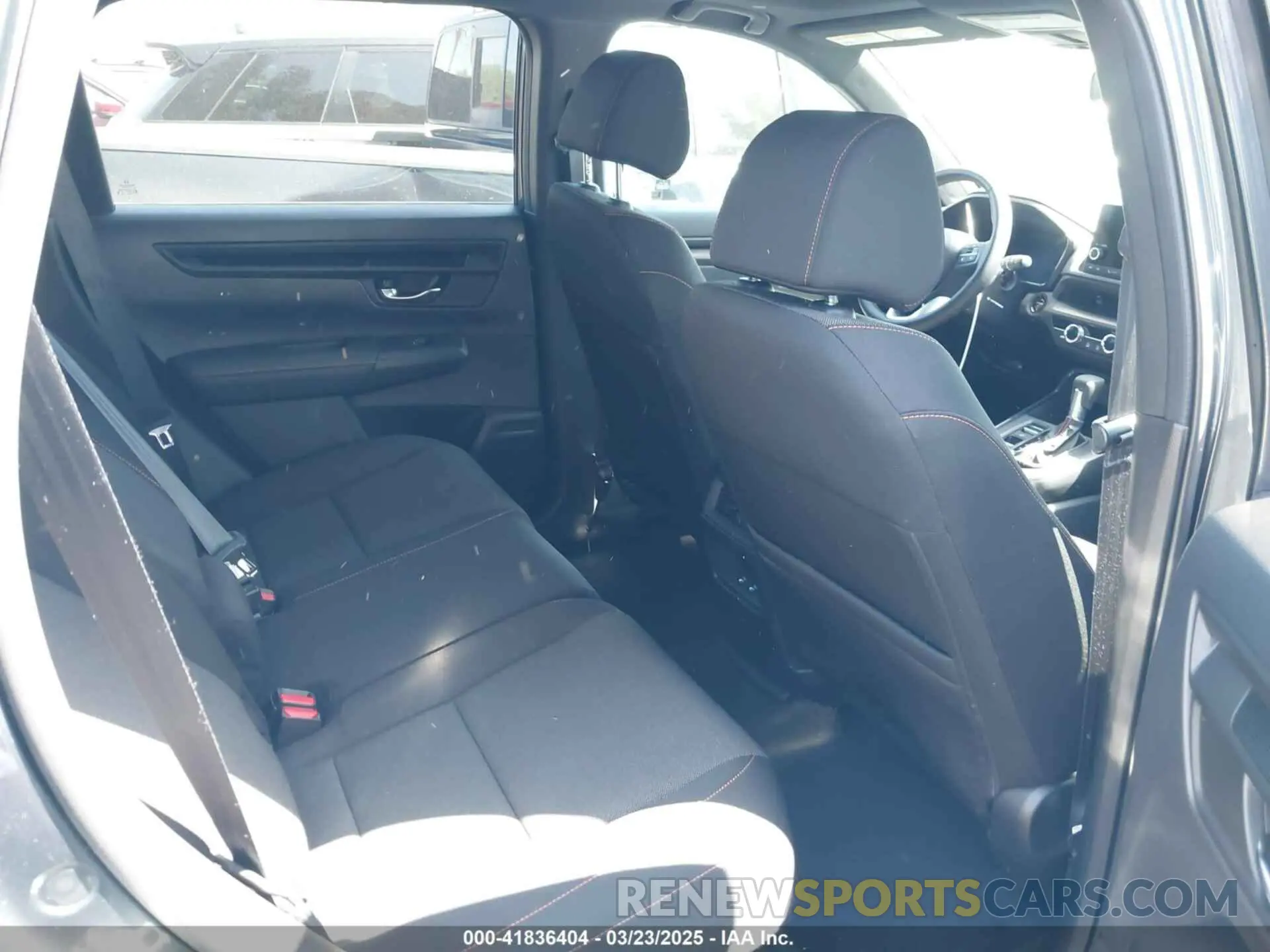 8 fotografías del automóvil dañado 7FARS5H54SE009825 HONDA CR-V 2025
