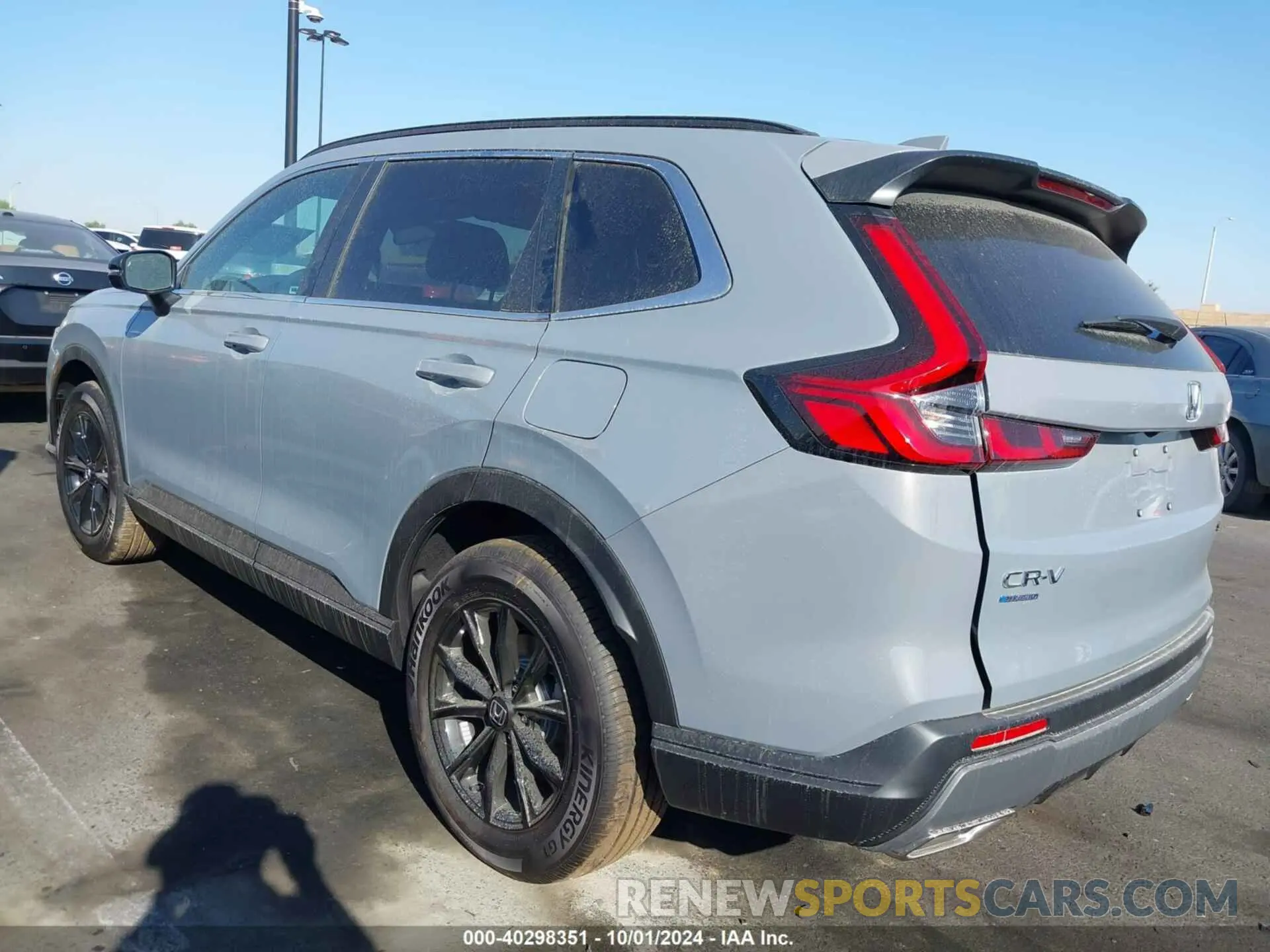 3 fotografías del automóvil dañado 7FARS5H5XSE006007 HONDA CR-V 2025