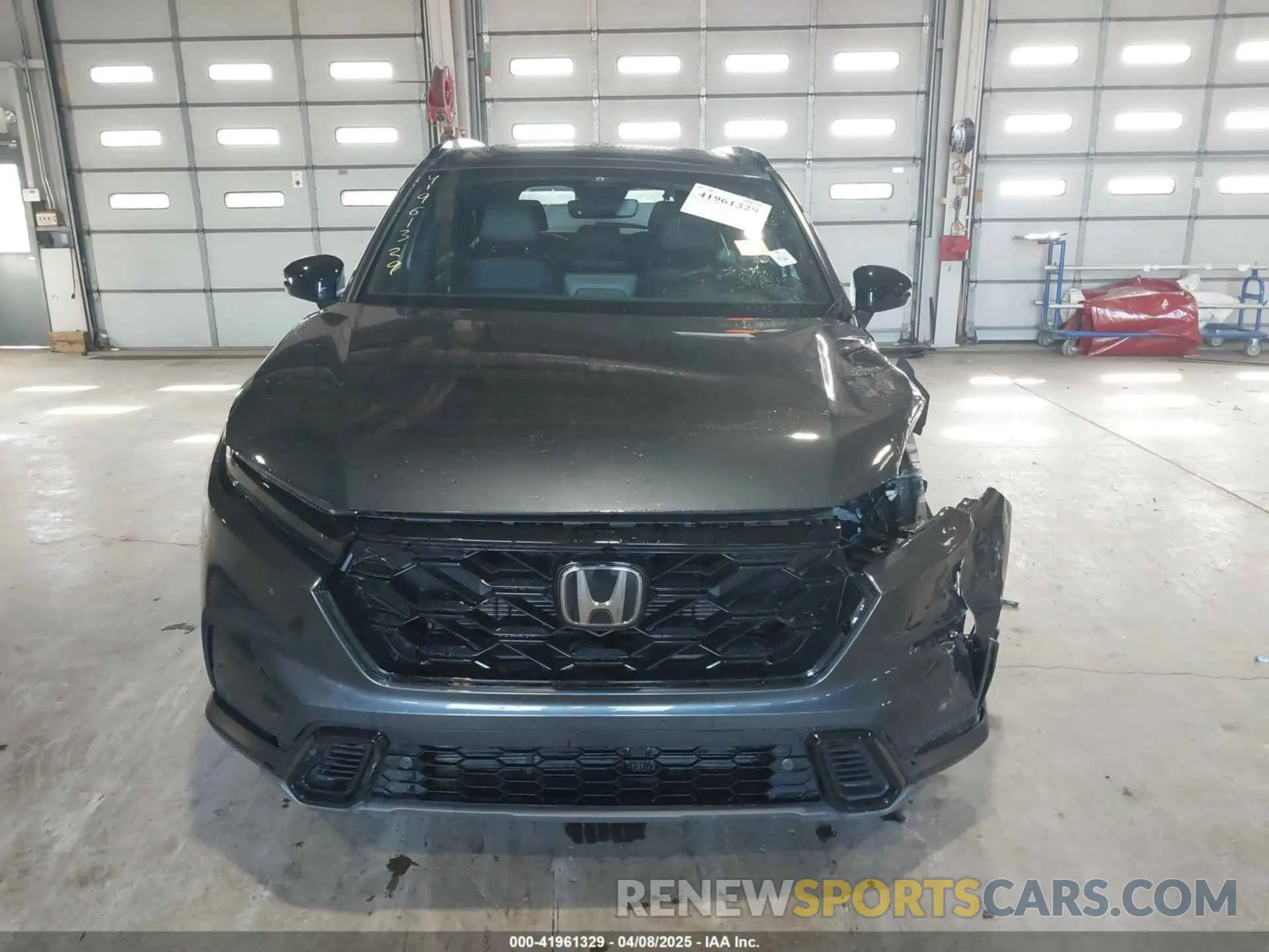 13 fotografías del automóvil dañado 7FARS6H84SE012515 HONDA CR-V 2025